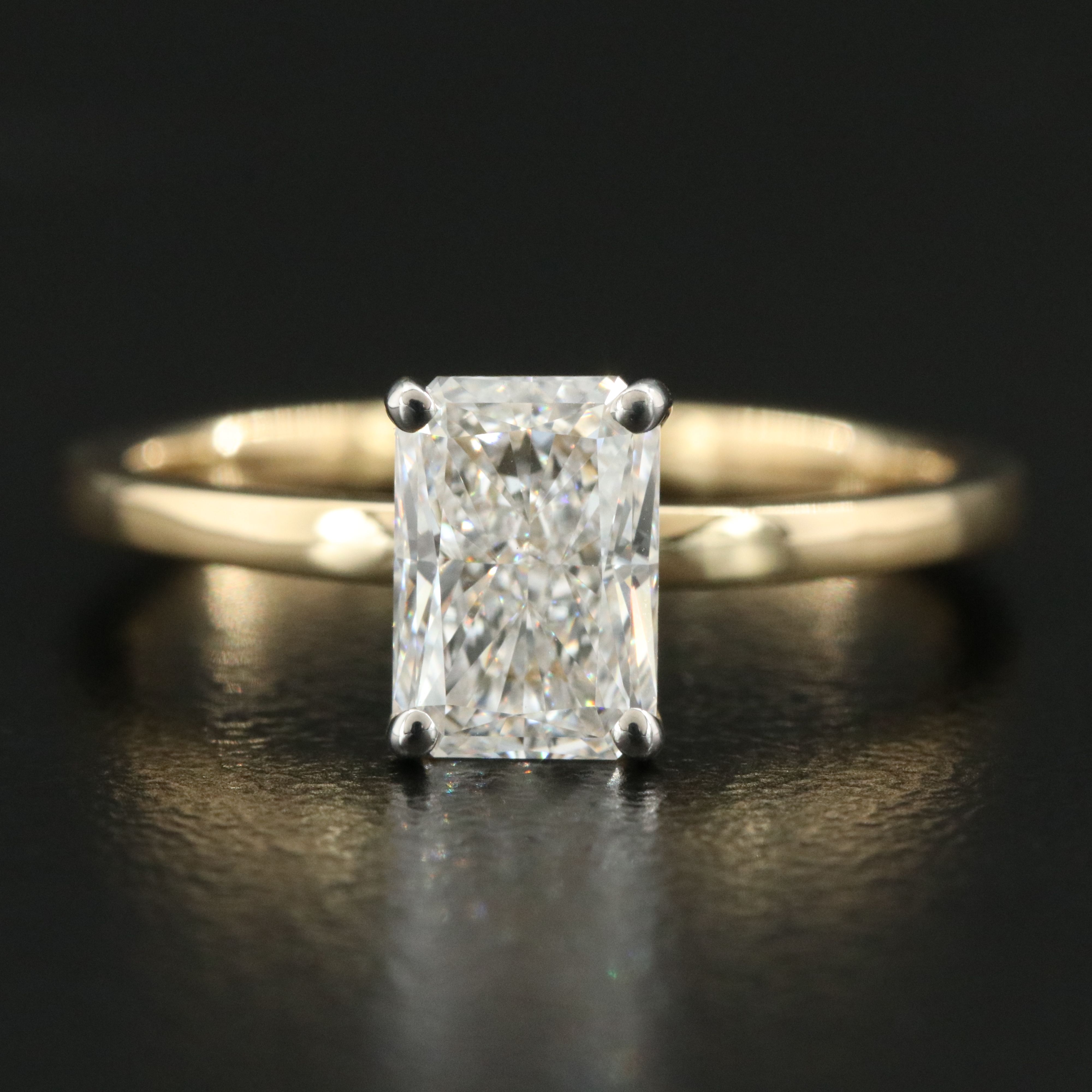 14K 1.08 CT Lab Grown Diamond Solitaire Ring with IGI Report