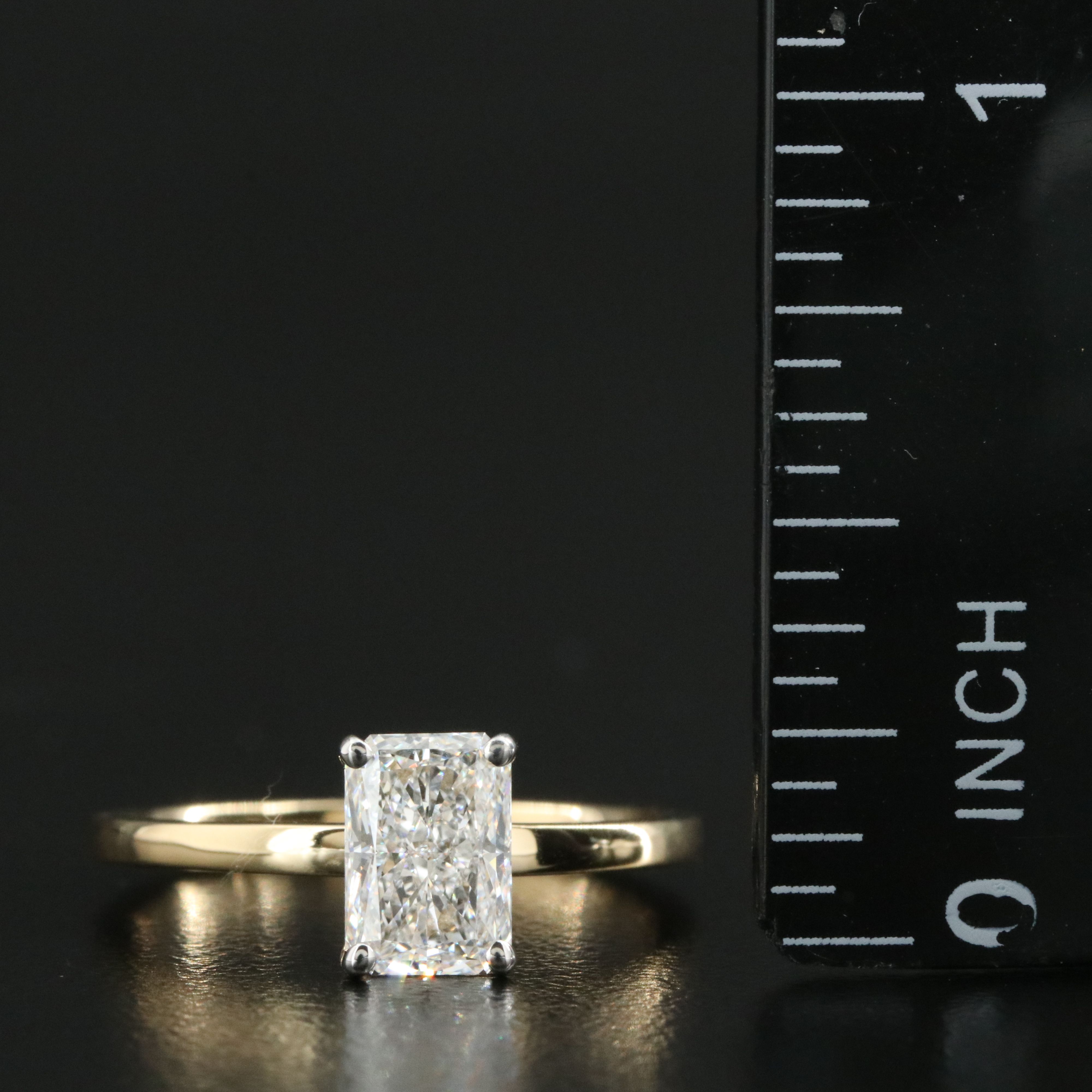 14K 1.08 CT Lab Grown Diamond Solitaire Ring with IGI Report