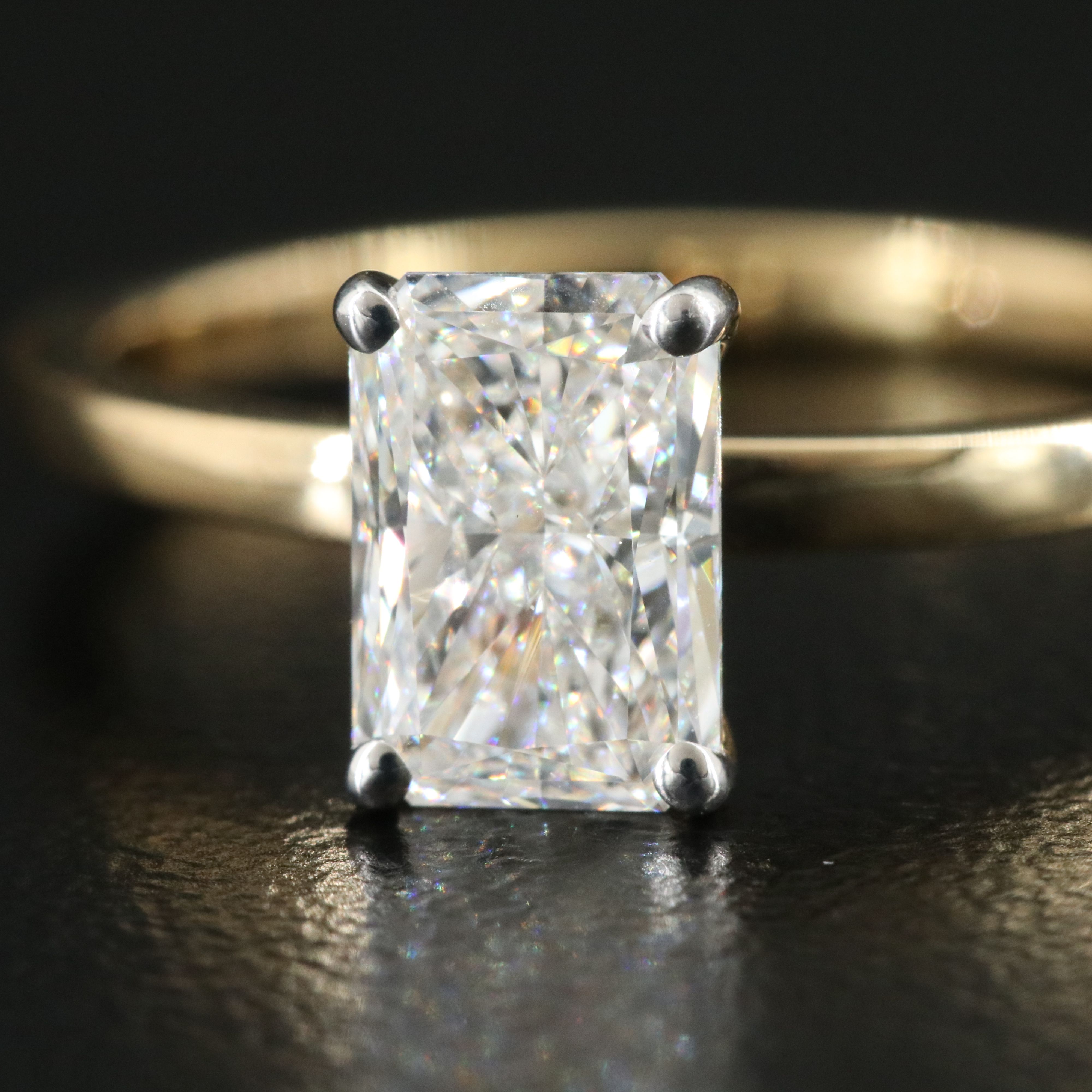 14K 1.08 CT Lab Grown Diamond Solitaire Ring with IGI Report