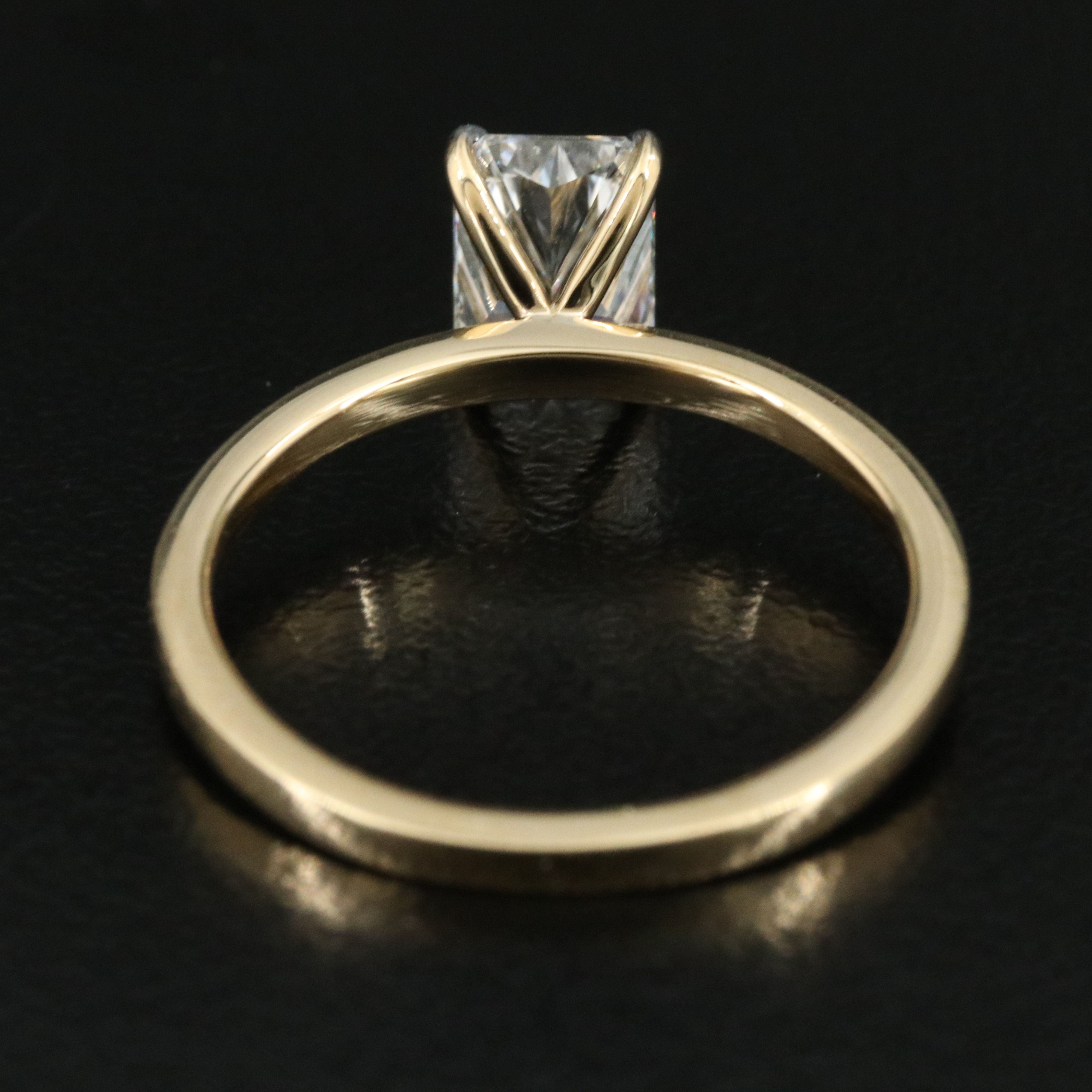 14K 1.08 CT Lab Grown Diamond Solitaire Ring with IGI Report