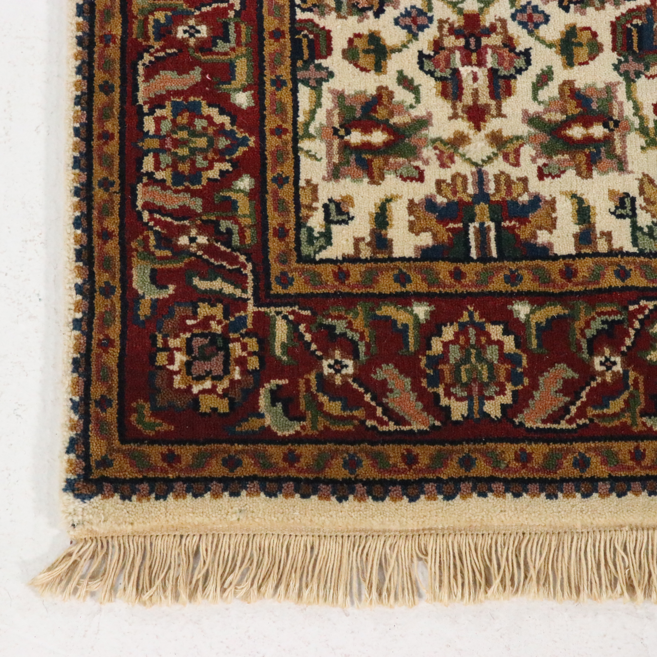 3'2 x 5'5 Hand-Knotted Indian Agra Area Rug