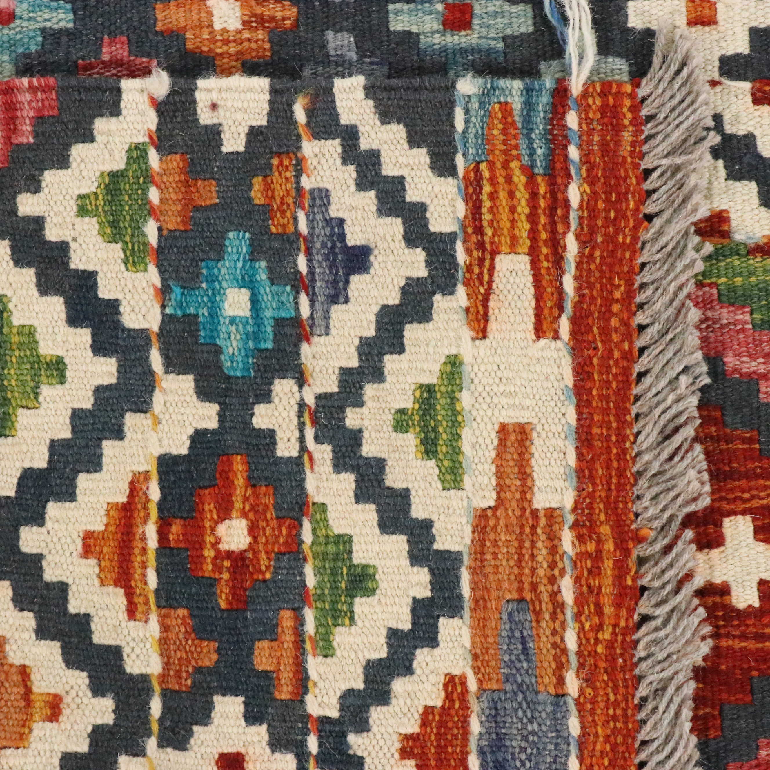 6'5 x 7'1 Handwoven Pakistani Kilim Area Rug