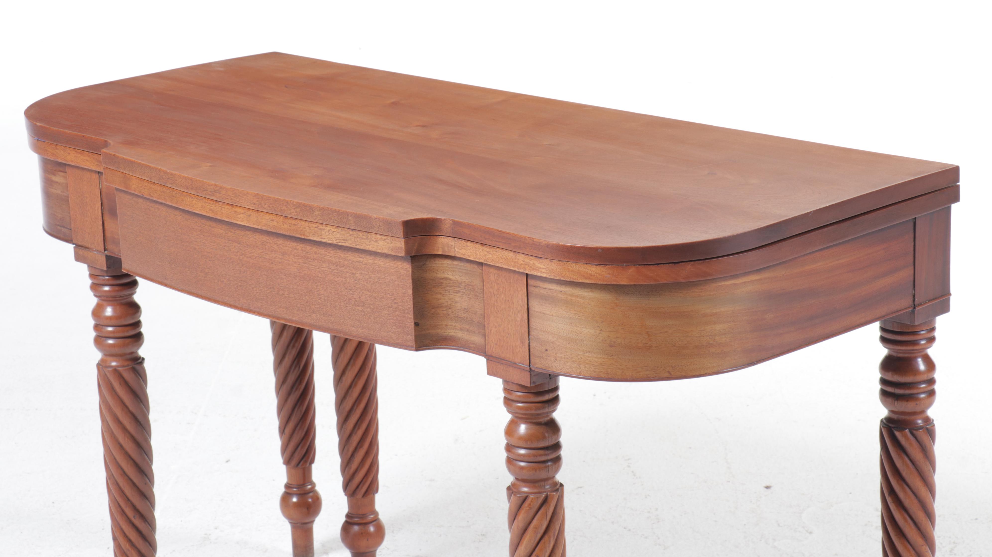 Classical Style Cherry Flip-Top Games Table