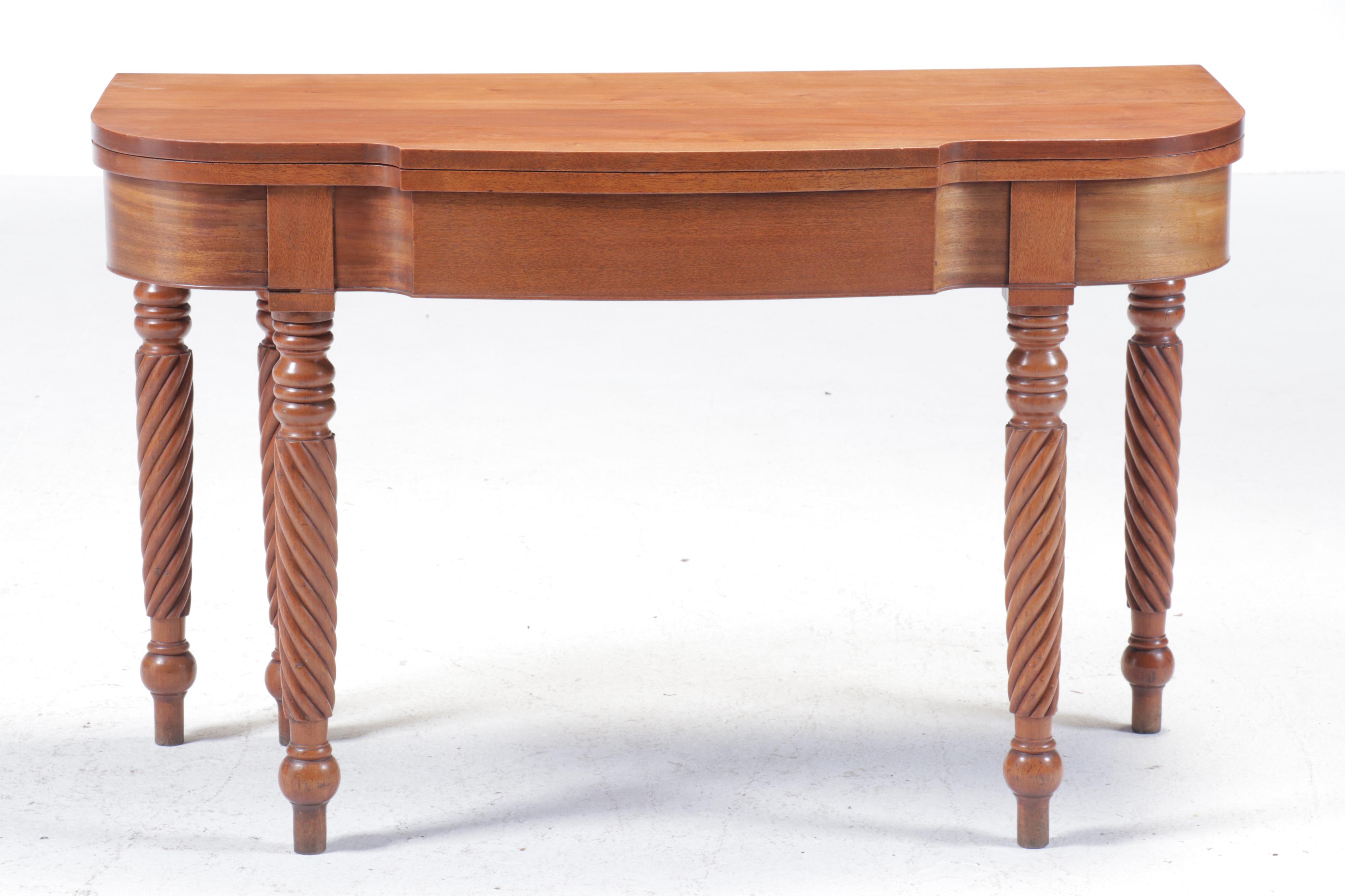 Classical Style Cherry Flip-Top Games Table