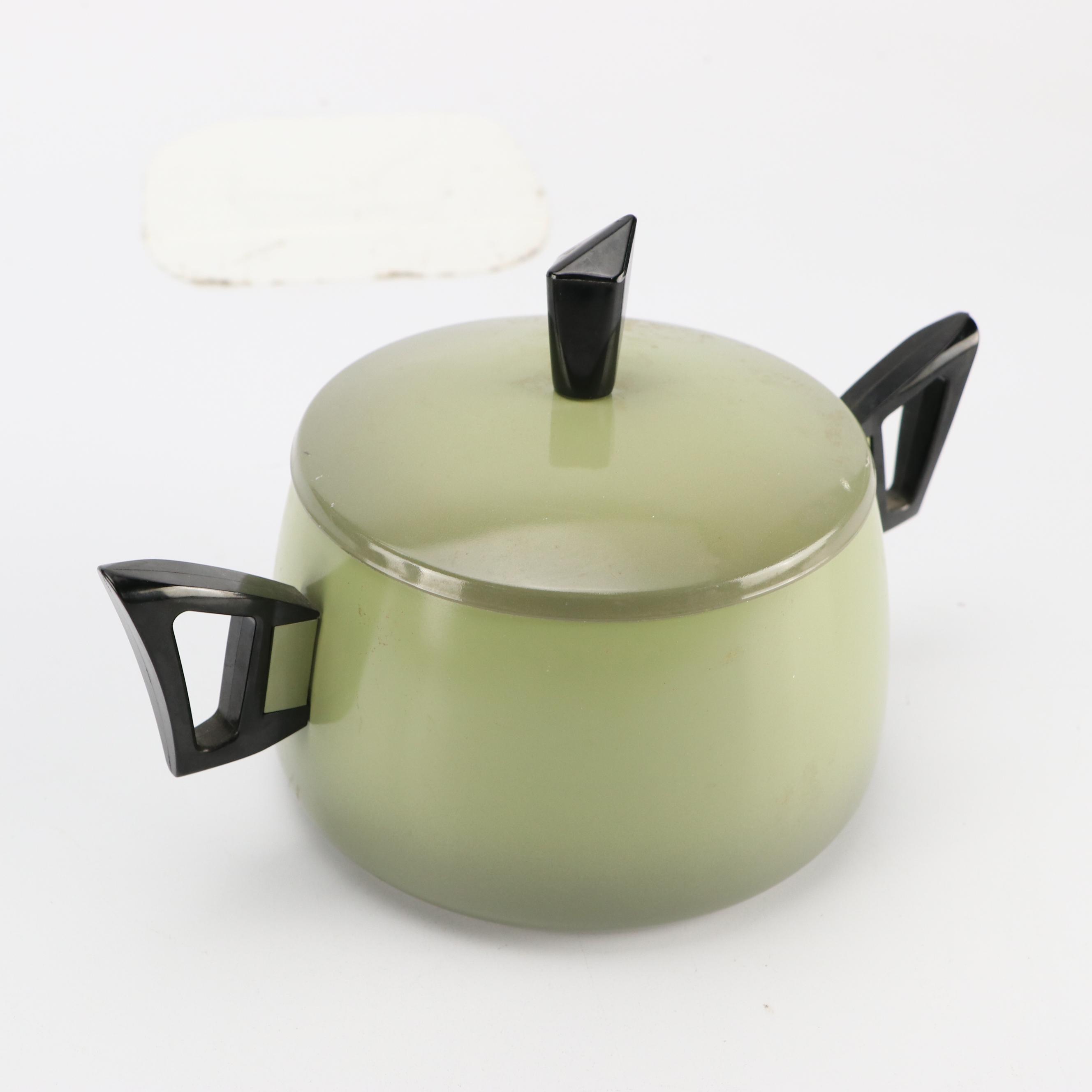 Cornwall Electric Fondue Pot with Fitz and Floyd "Moon Flower" Salad Plates