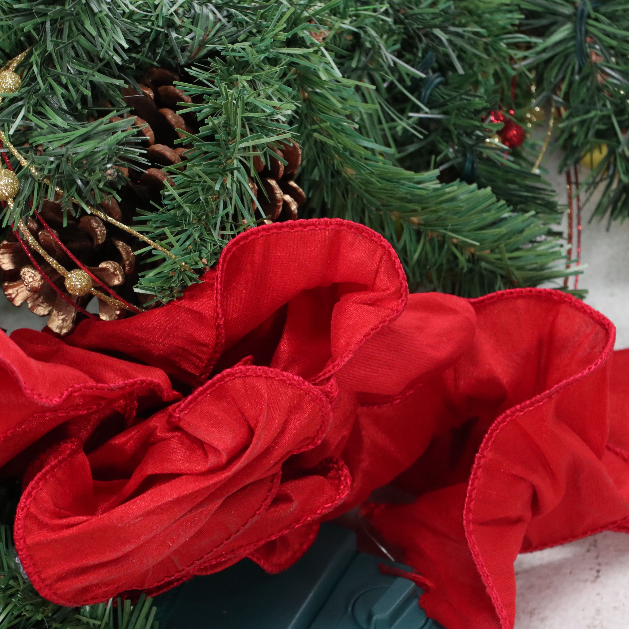 Christmas Artificial Pine Illuminated Garland