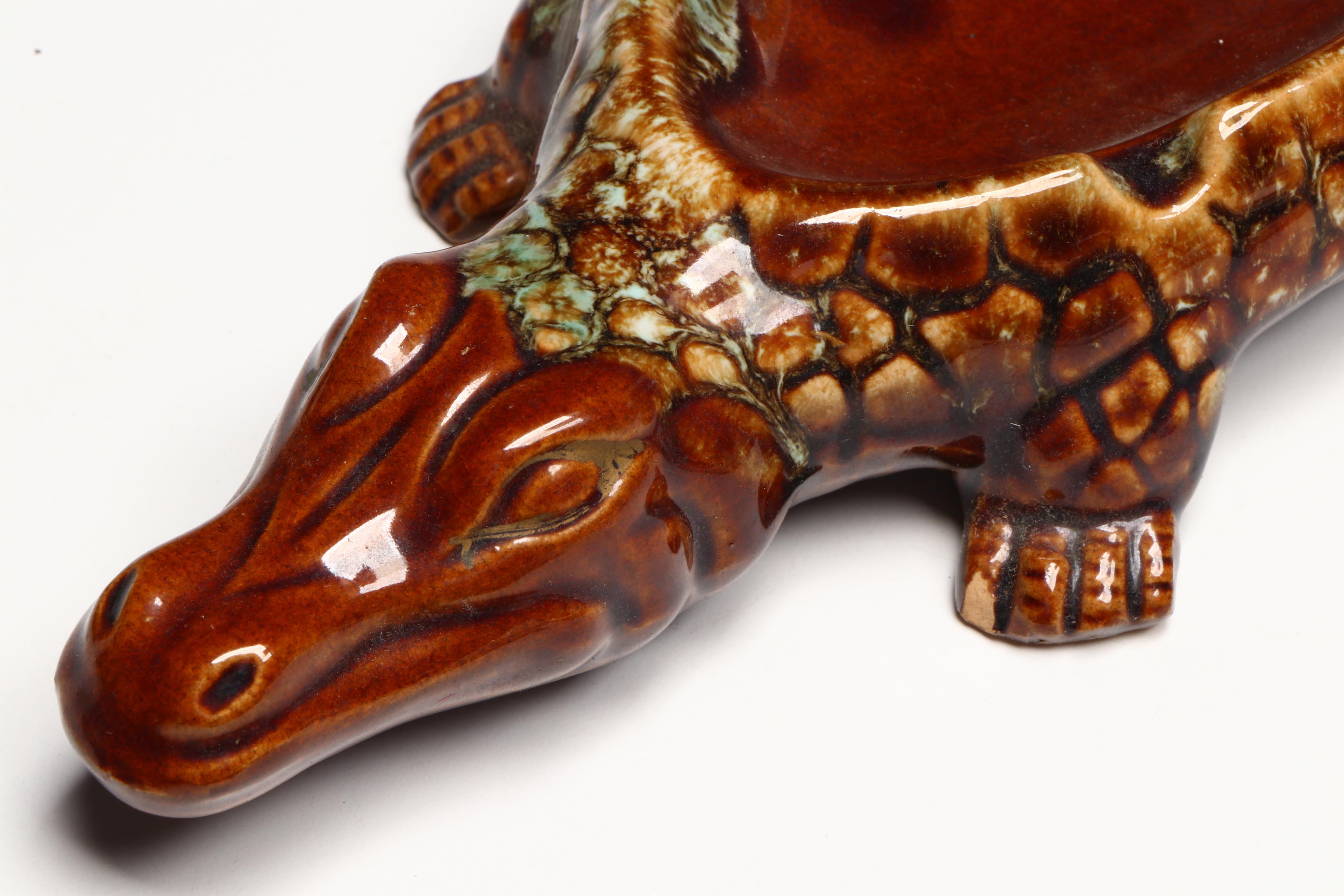 Souvenir Ashtrays with Zippo Lighter, Tobacco Tins and Cigarette Cases