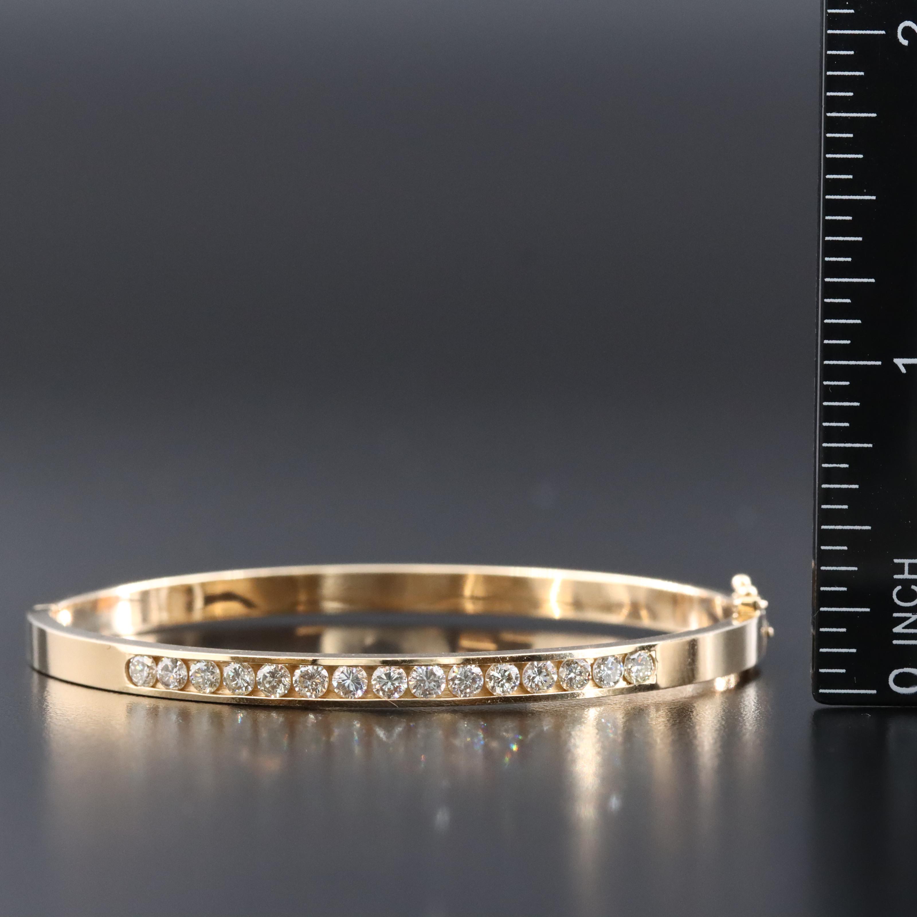 14K 1.05 CTW Diamond Hinged Bangle Bracelet