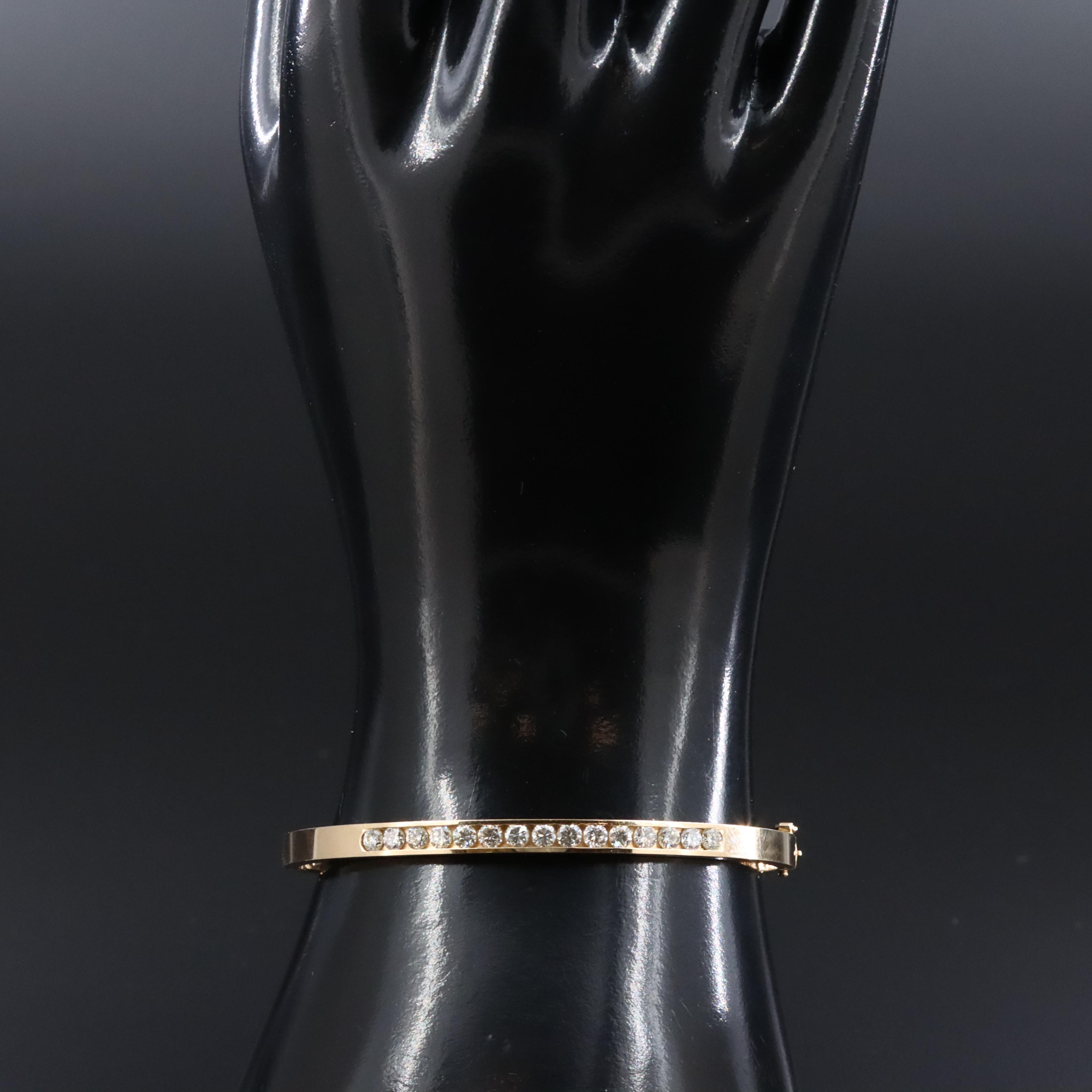 14K 1.05 CTW Diamond Hinged Bangle Bracelet