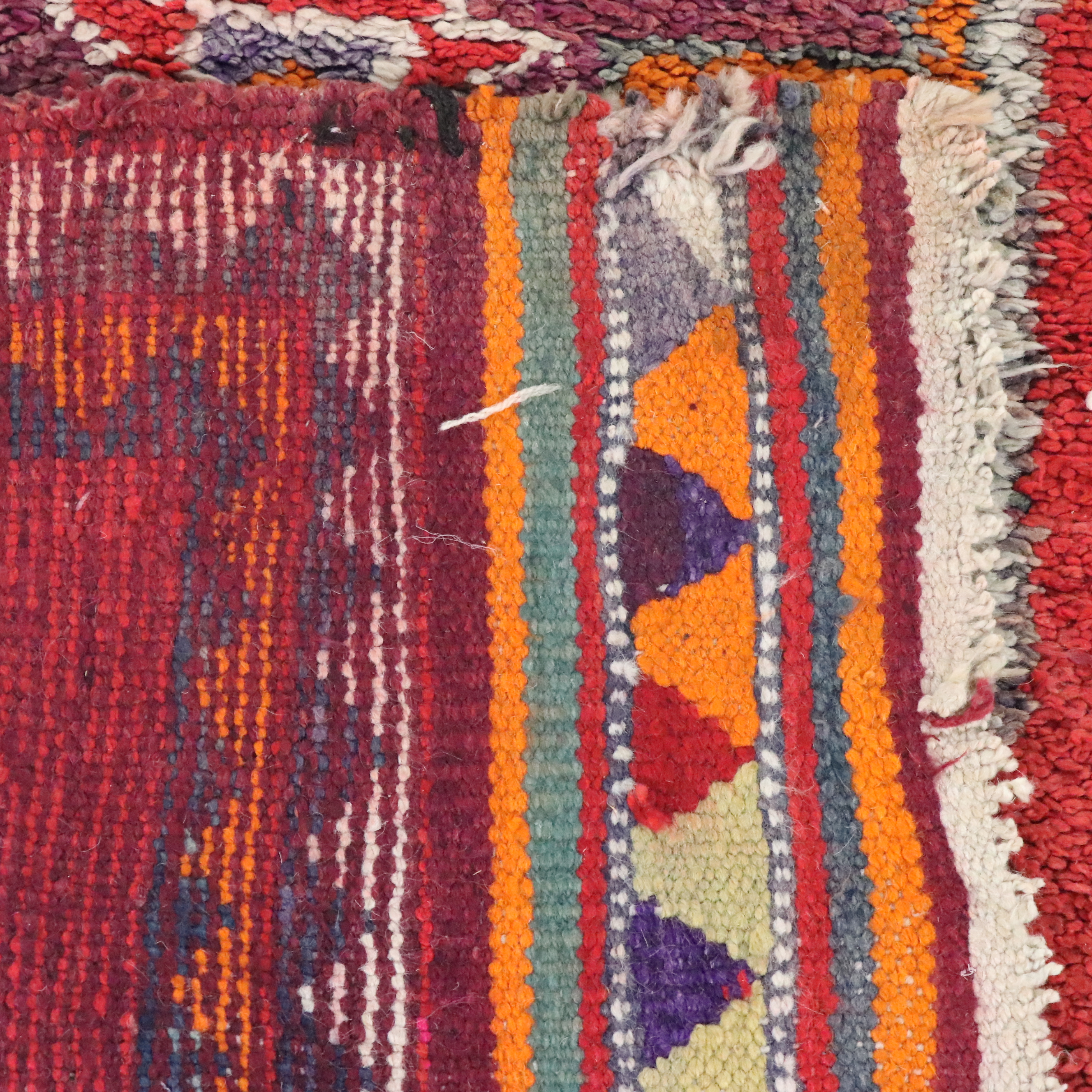 3'2 x 10'5 Hand-Knotted Moroccan Berber Long Rug