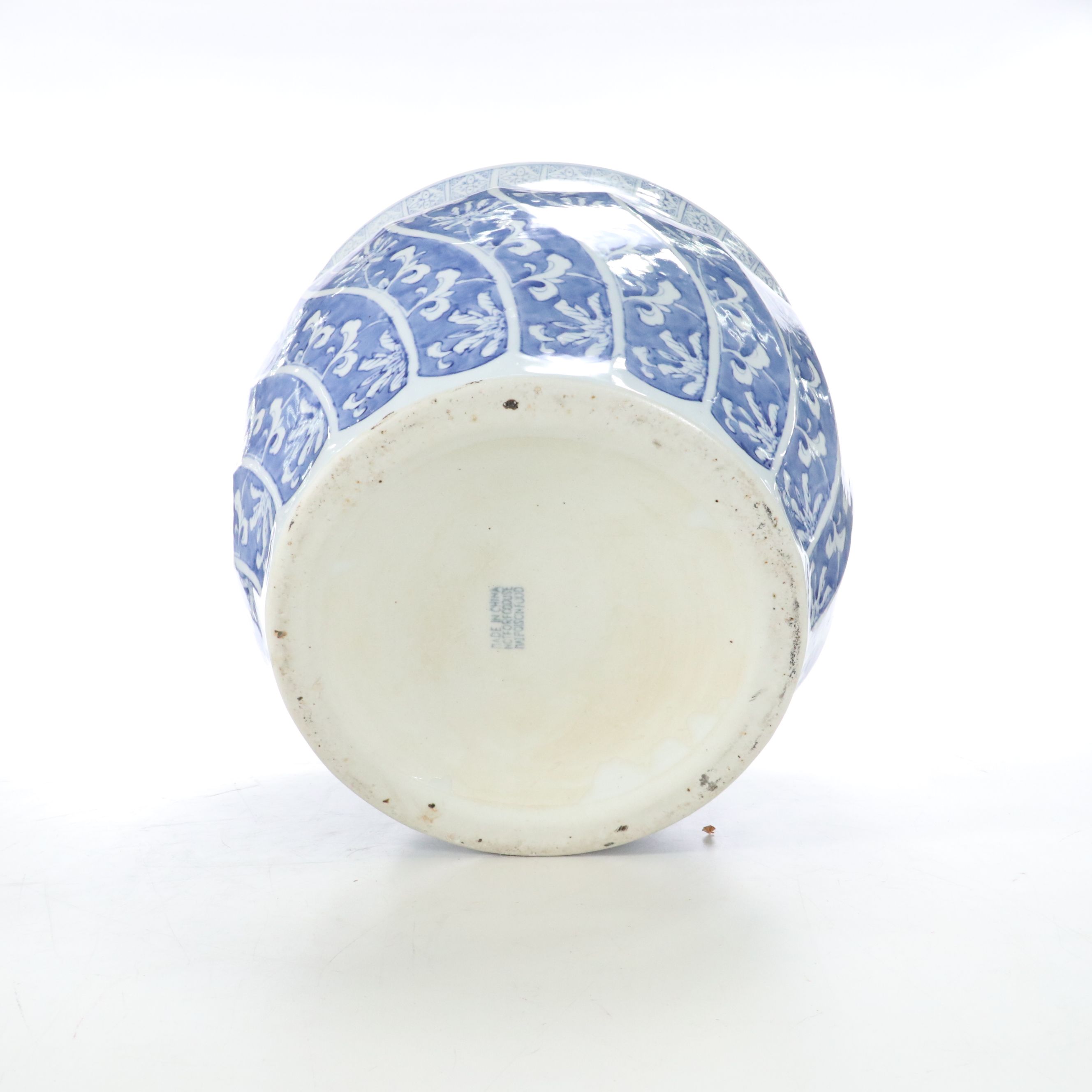 Chinese Blue and White Porcelain Planter on Stand