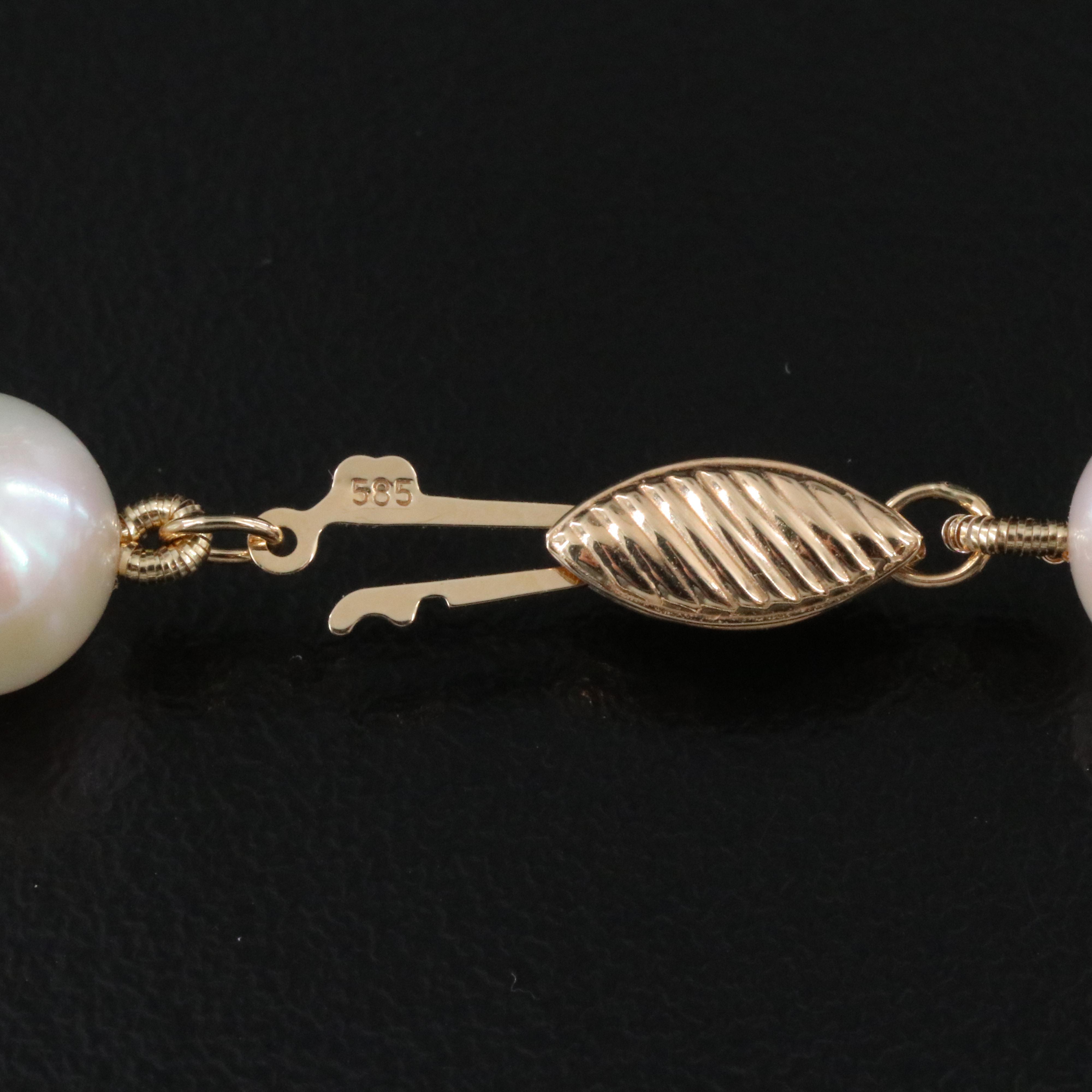 Pearl Necklace with 14K Clasp