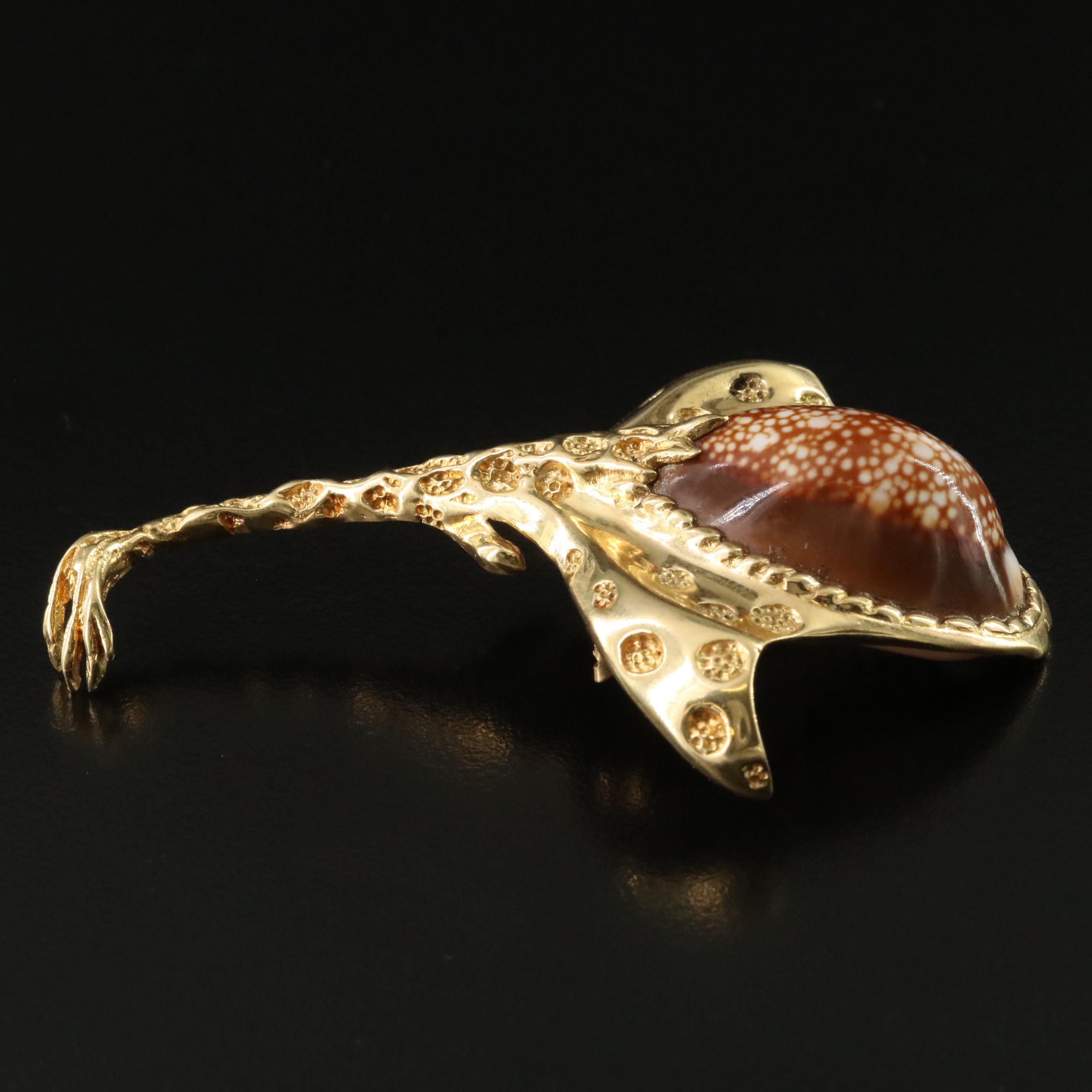 Vintage Robert Wander France 18K Cowrie Shell Manta Ray Brooch