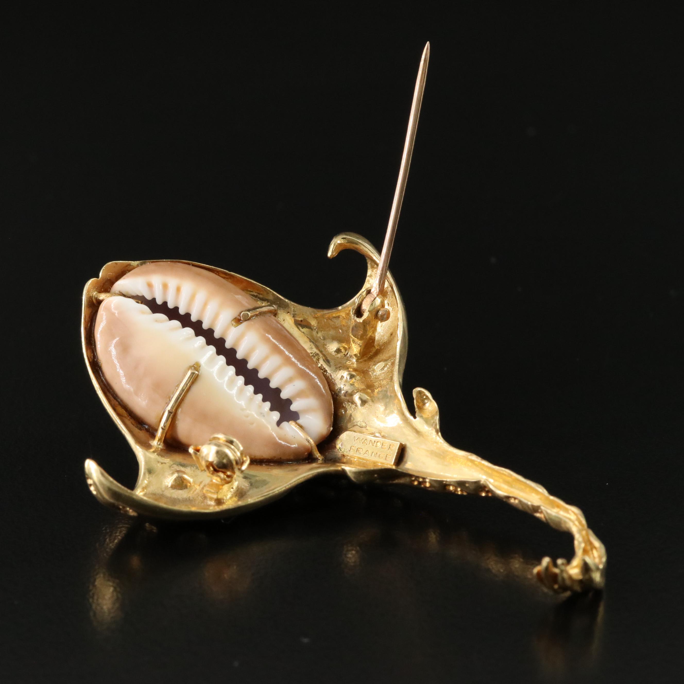 Vintage Robert Wander France 18K Cowrie Shell Manta Ray Brooch