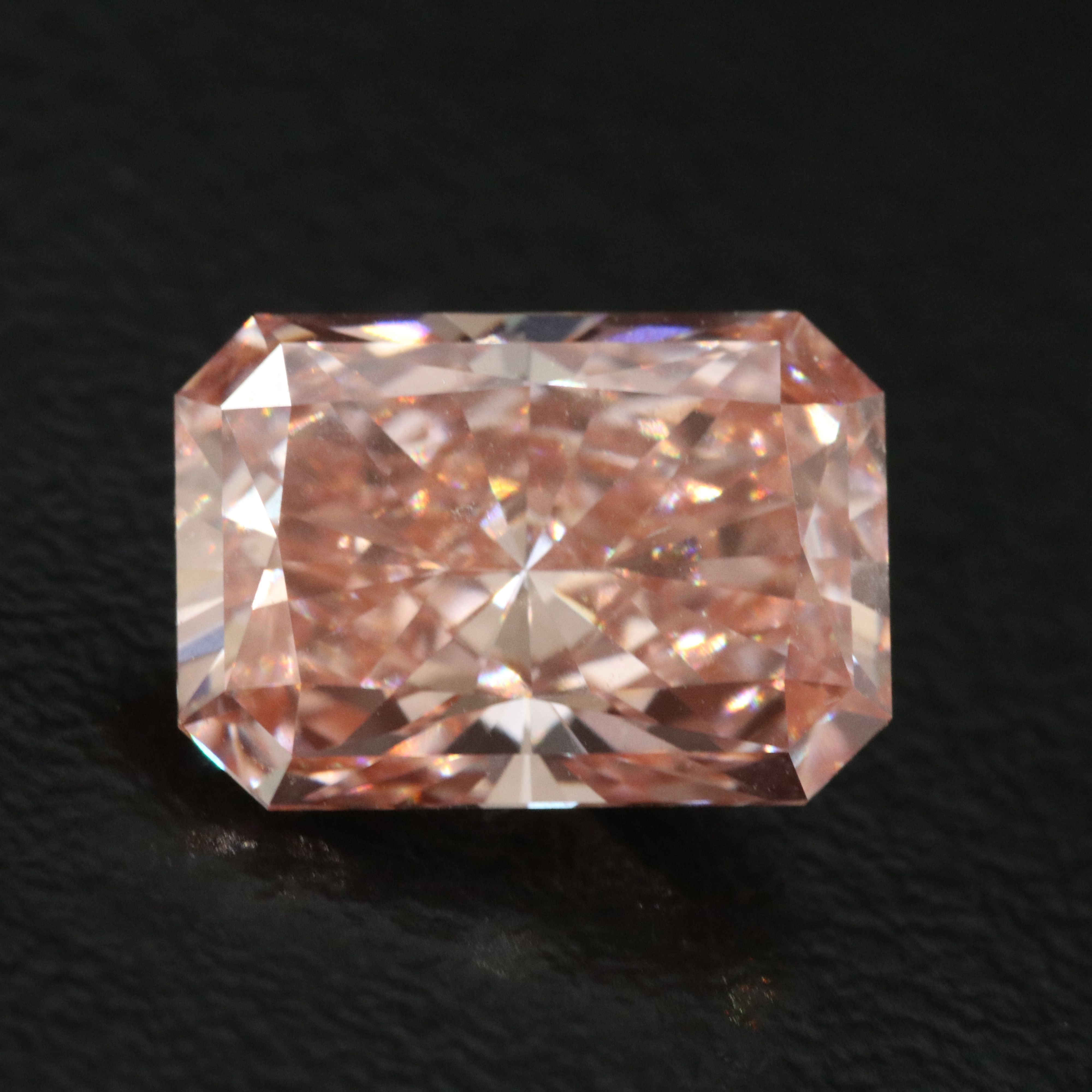 Loose 3.08 CT Lab Grown Fancy Pink Diamond with IGI Report