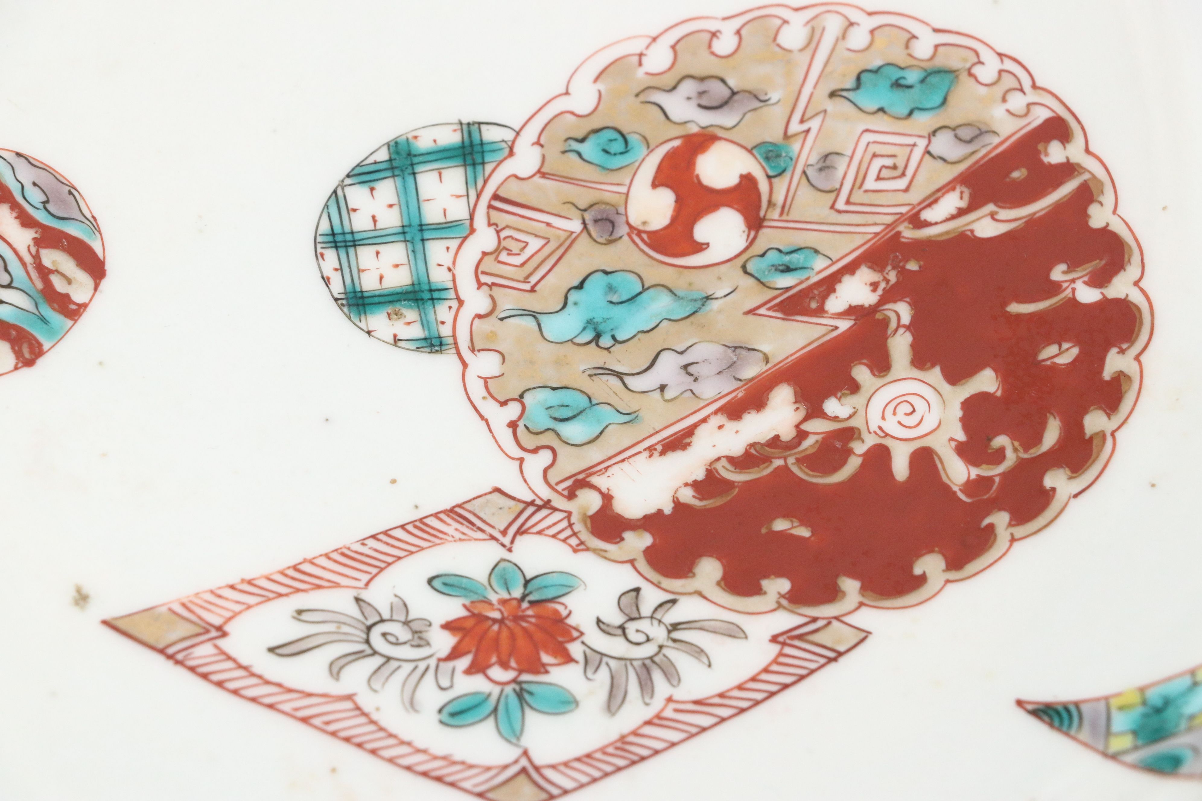 Chinese Imari Porcelain Nesting Bowls