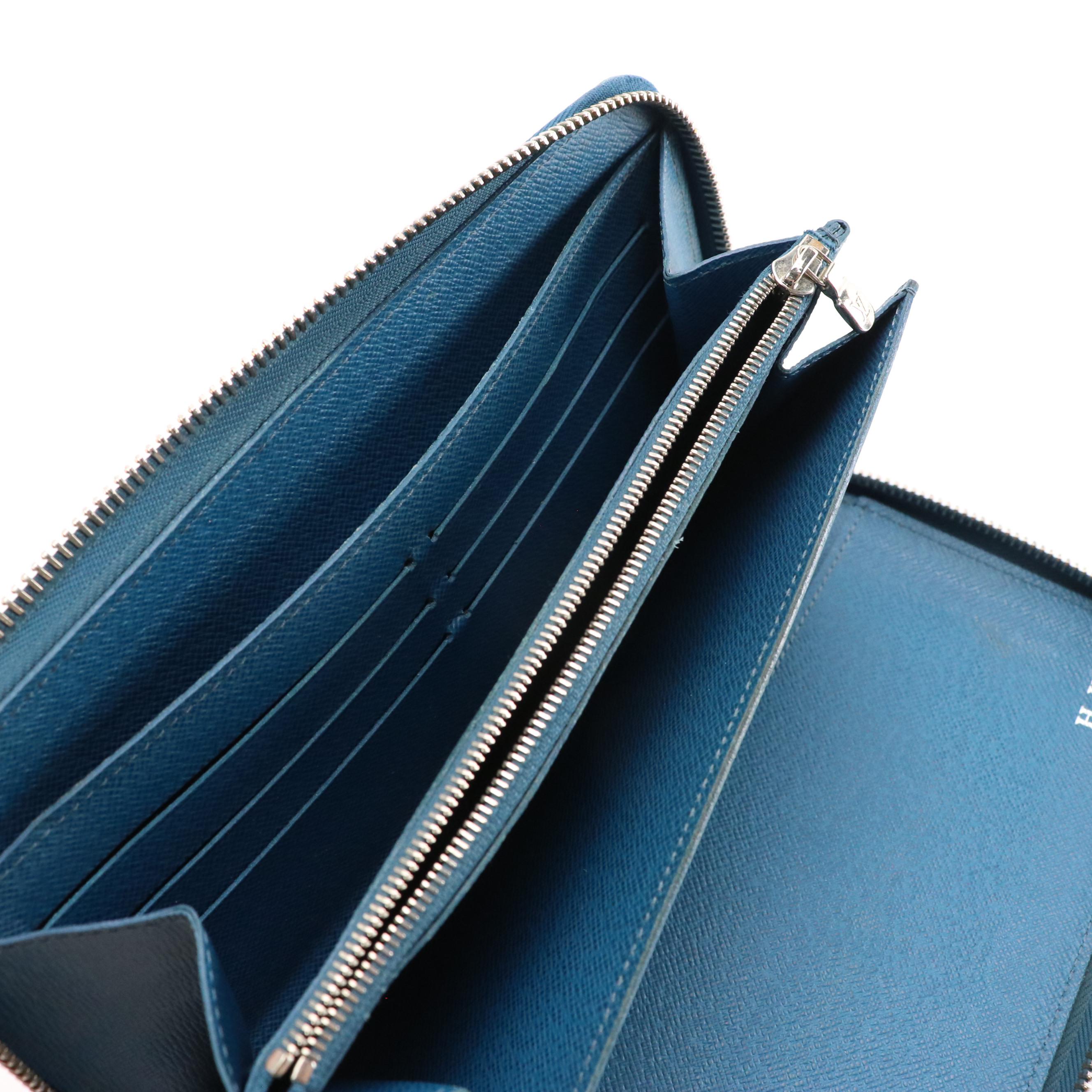 Louis Vuitton Zip Around Organizer Wallet in Toledo Blue Epi Leather