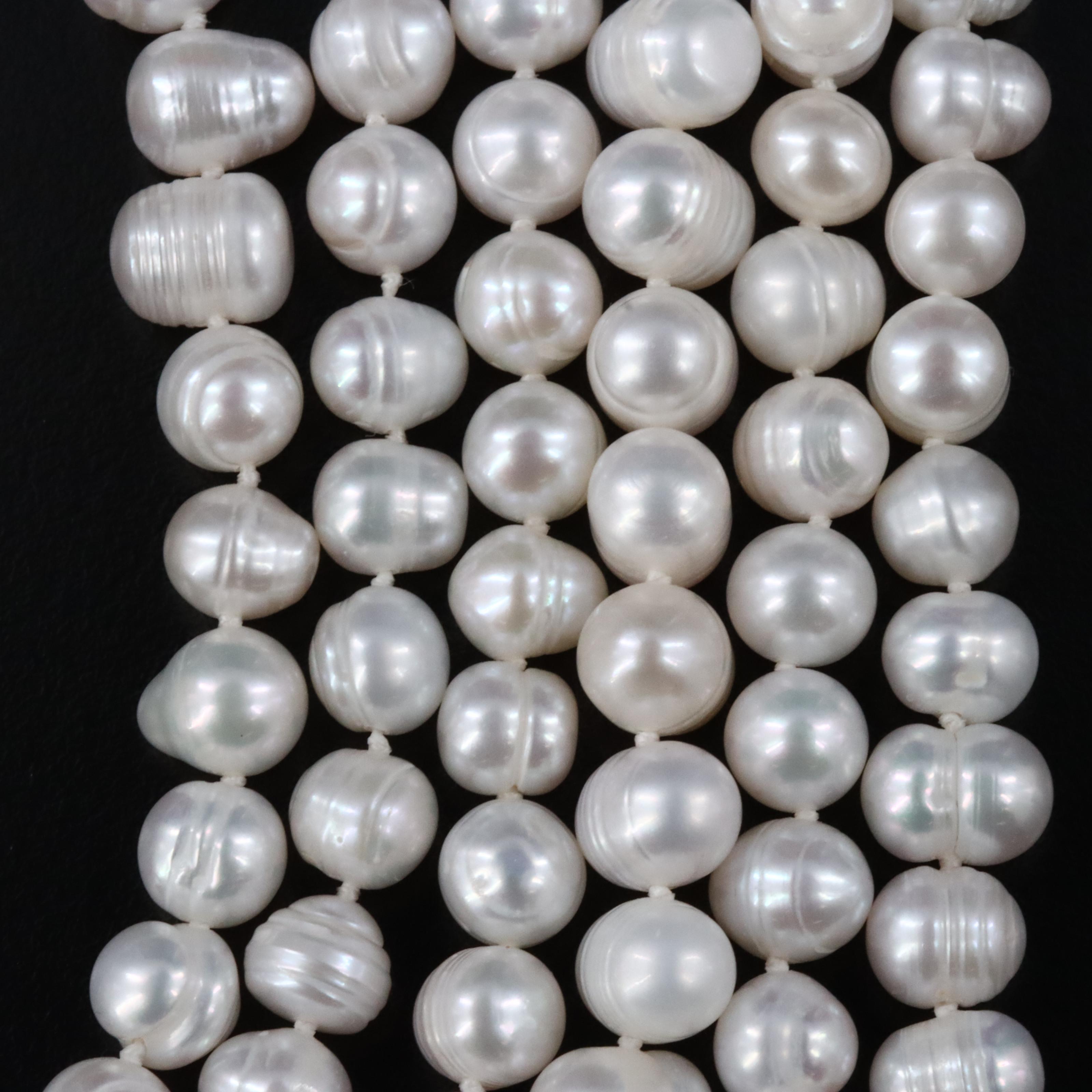 Rope Length Pearl Necklace