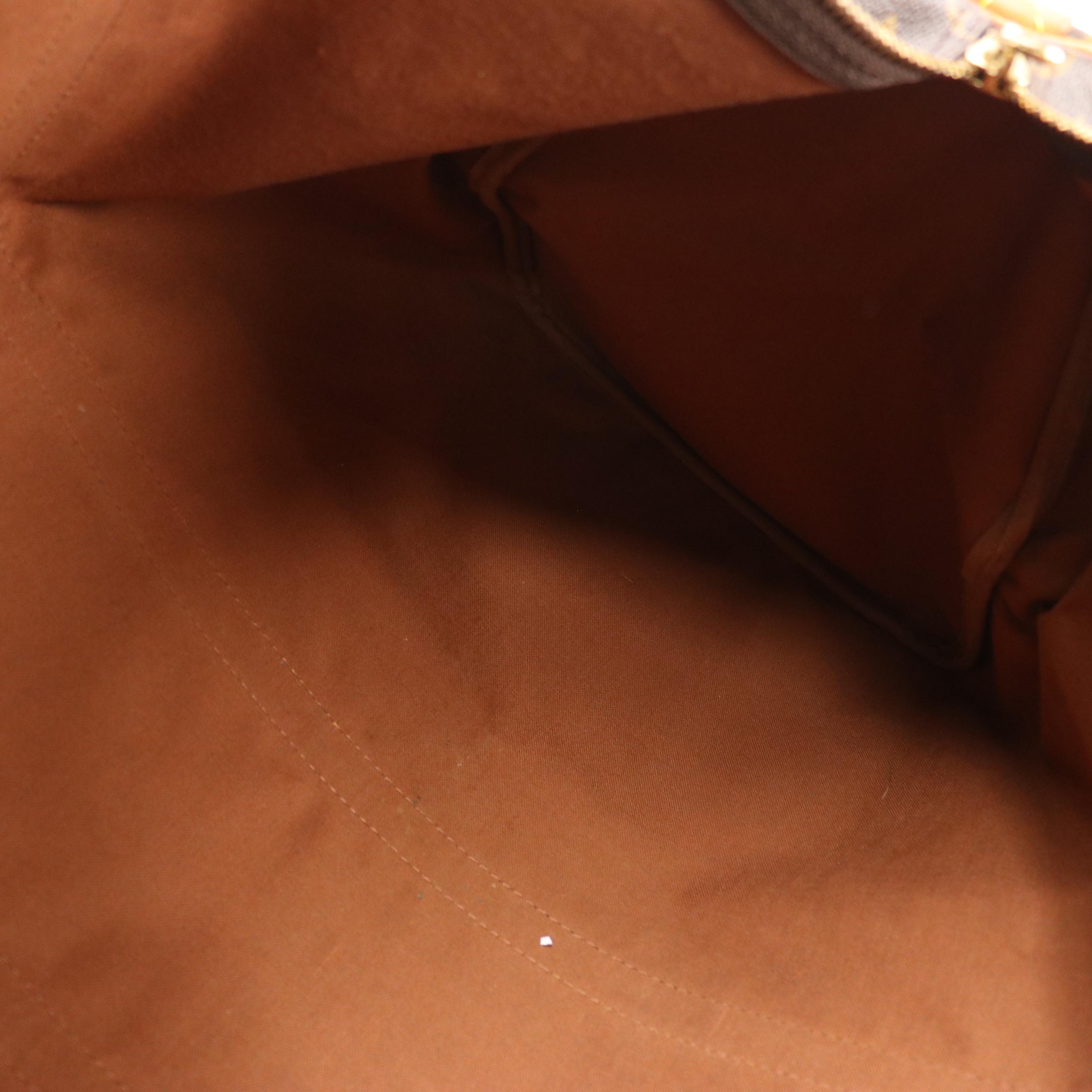 Louis Vuitton Keepall 55 in Monogram Canvas and Vachetta Leather