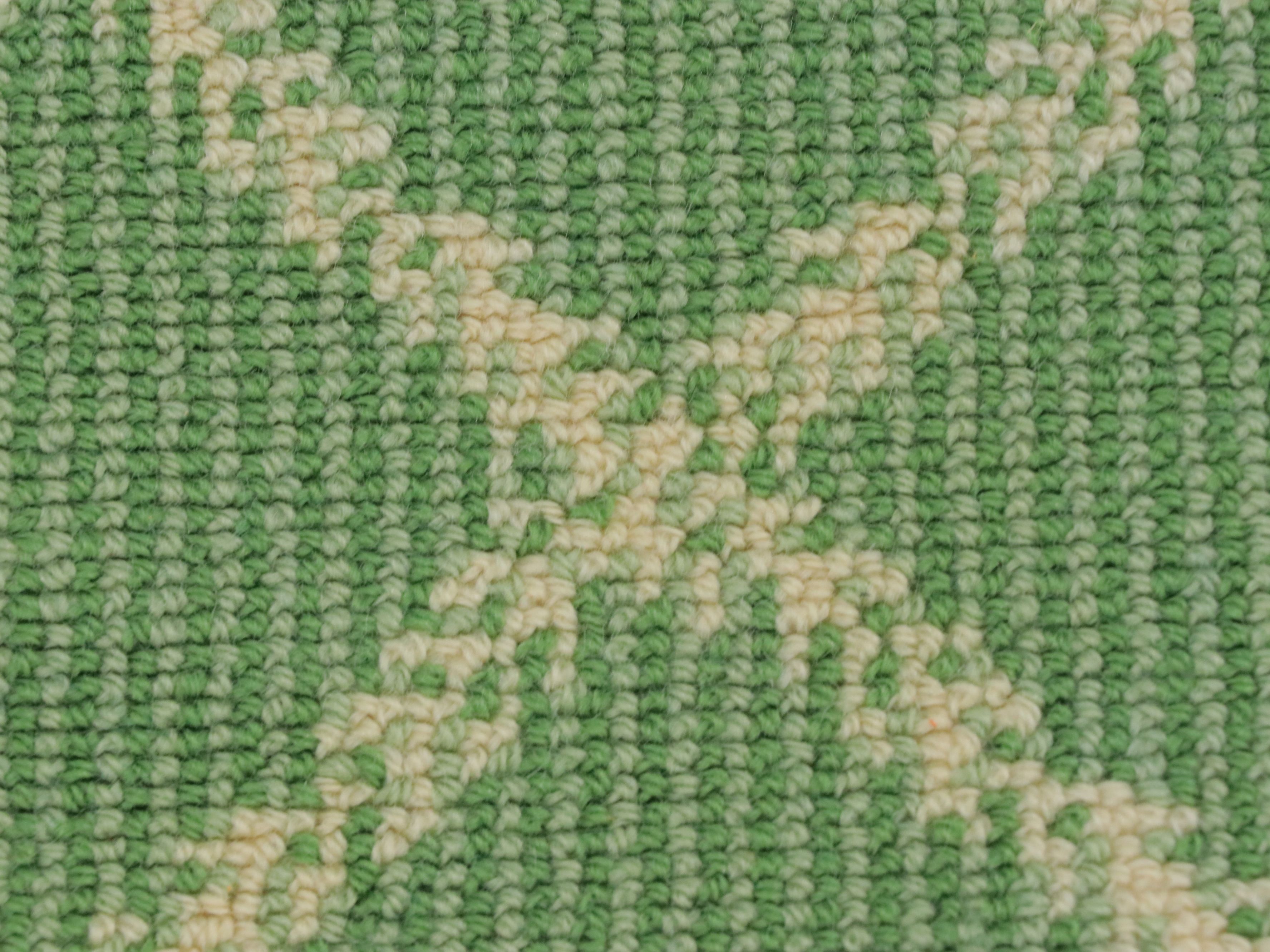 10'11 x 14'11 Machine Made Green Lattice Room-Sized Rug
