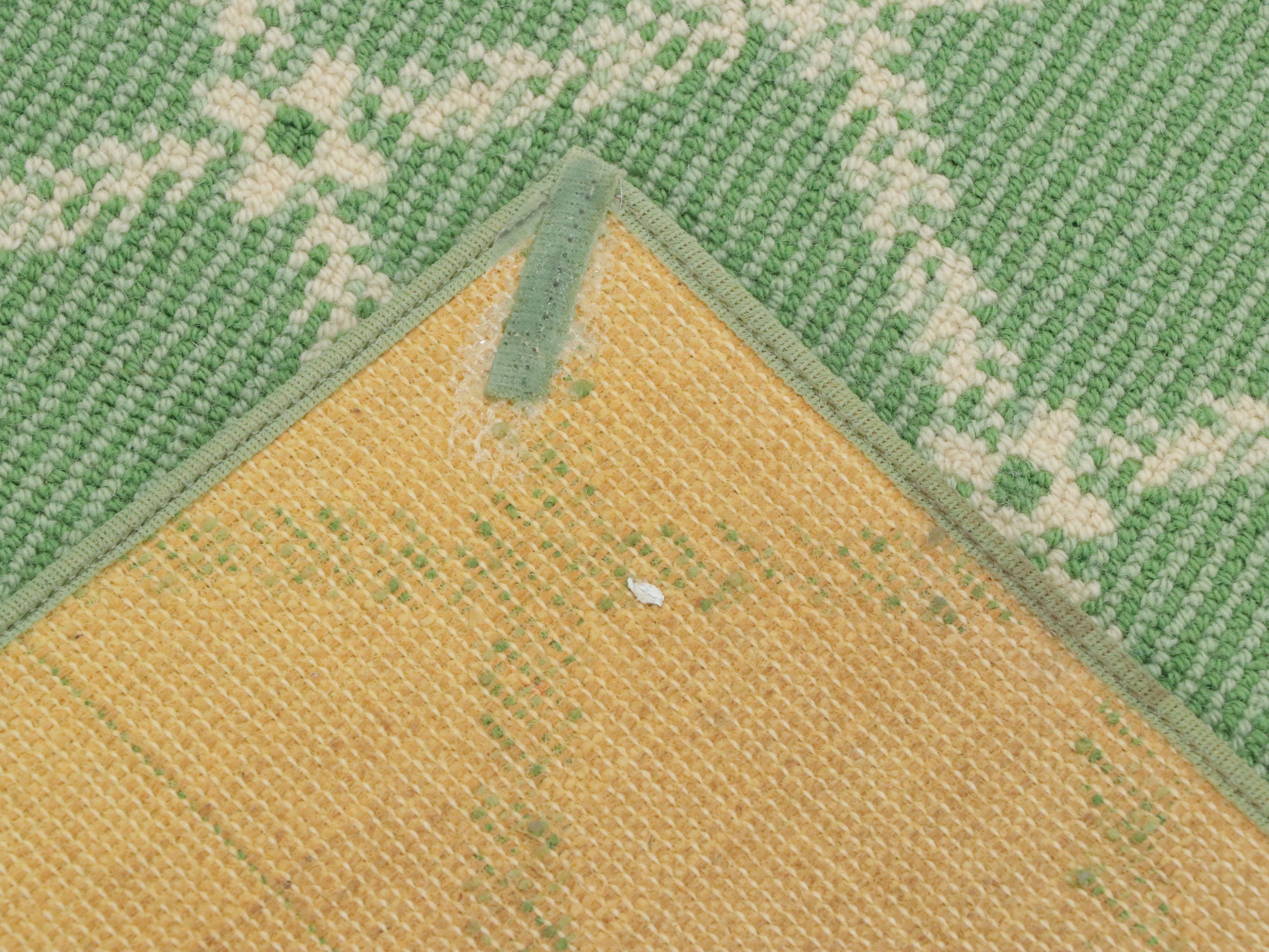 10'11 x 14'11 Machine Made Green Lattice Room-Sized Rug