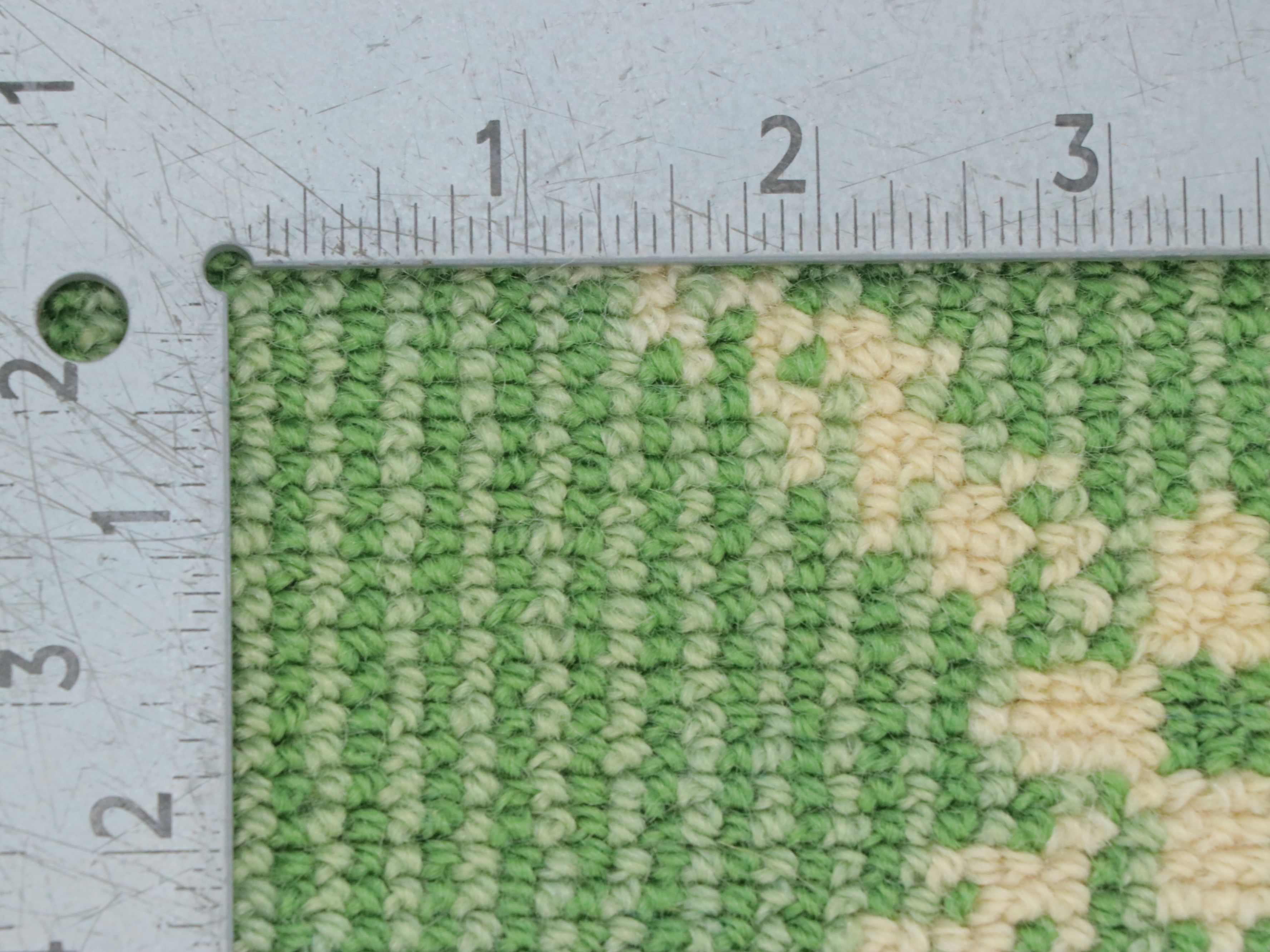 10'11 x 14'11 Machine Made Green Lattice Room-Sized Rug