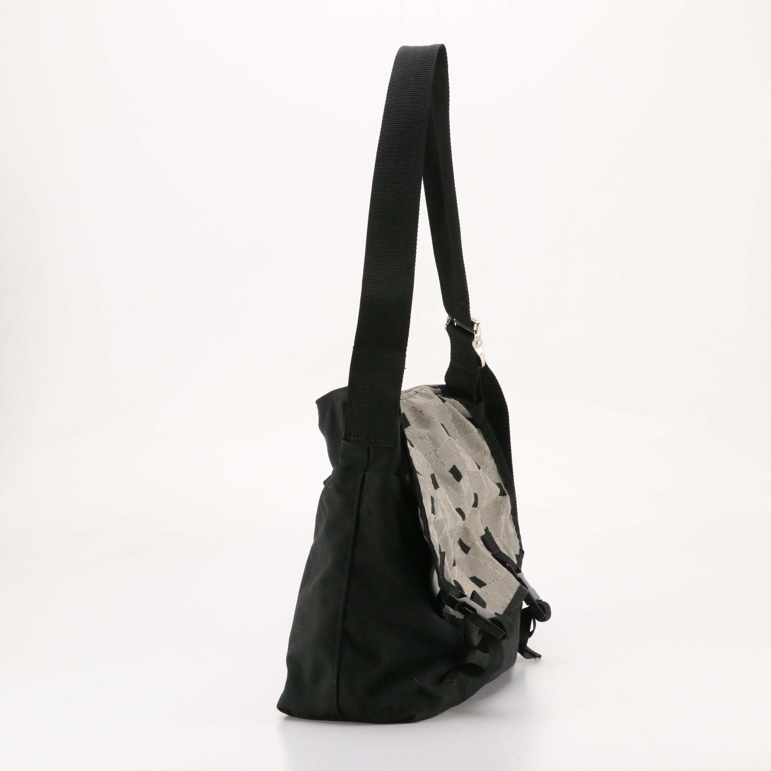 Jansport Curbside and Other Messenger Bag with Brookstone Card Holder