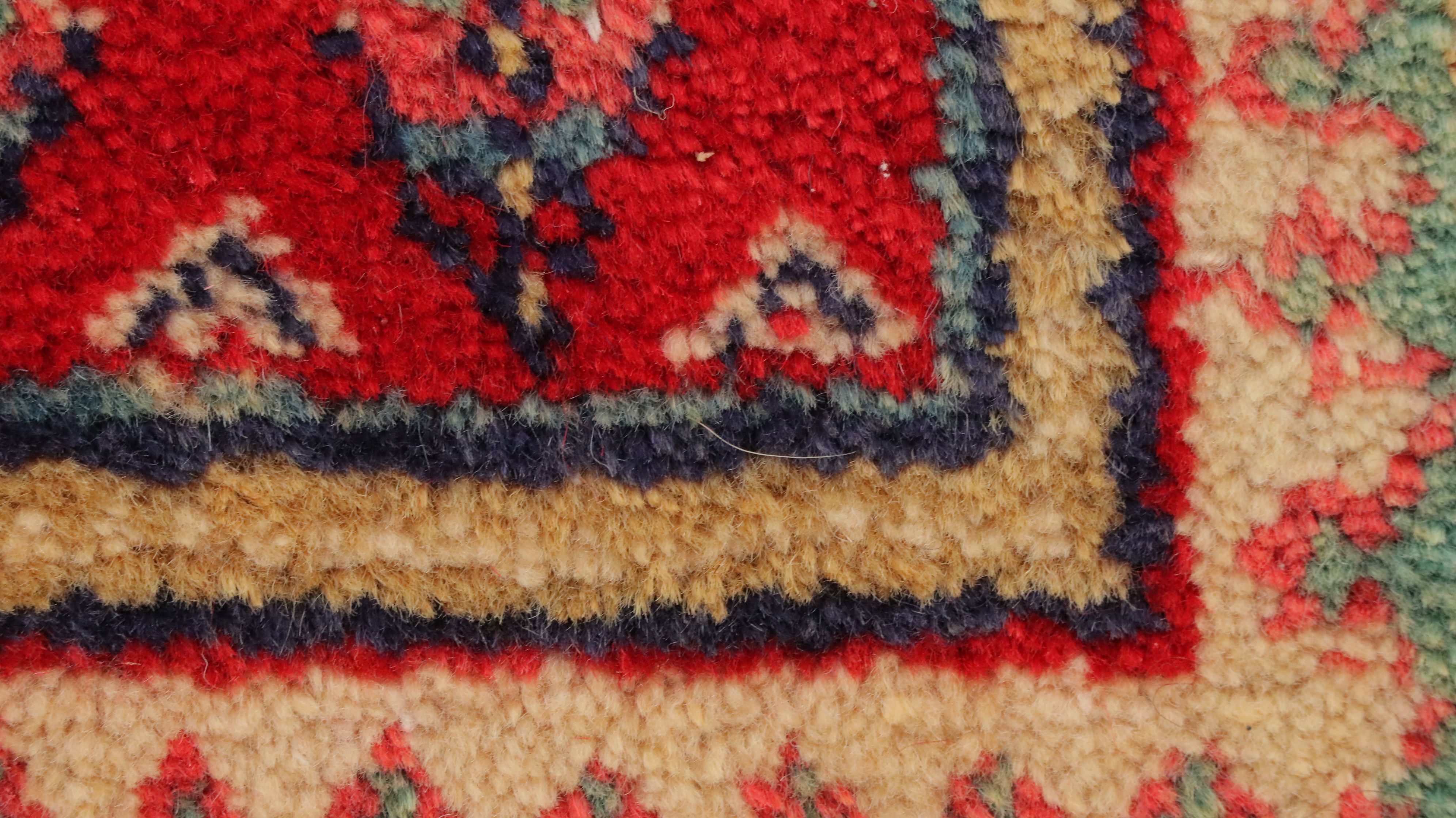 10'5 x 14'1 Hand-Knotted Persian Seraband Room-Sized Rug