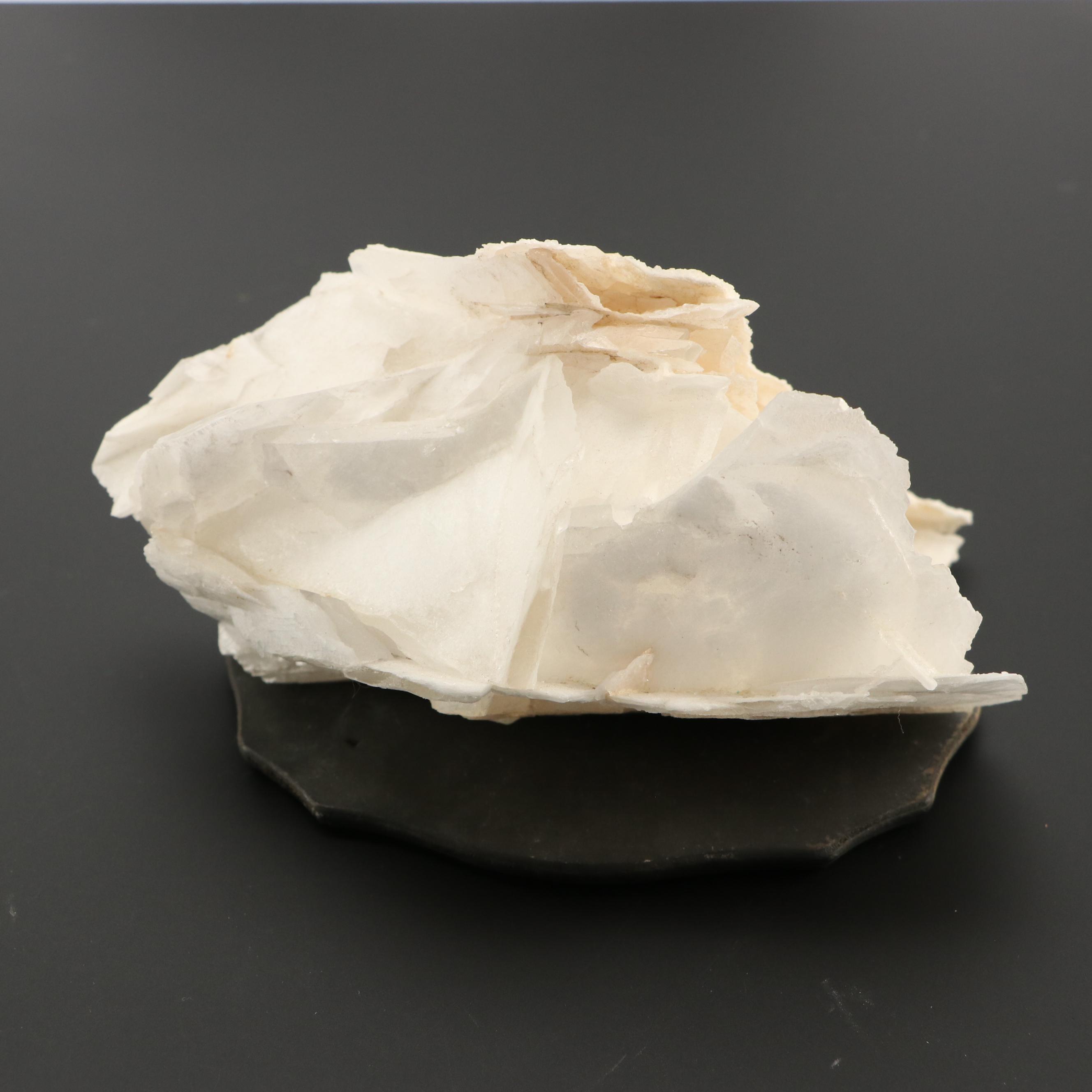 Natural Calcite, Trilobites, Agate and Alurgite Mica