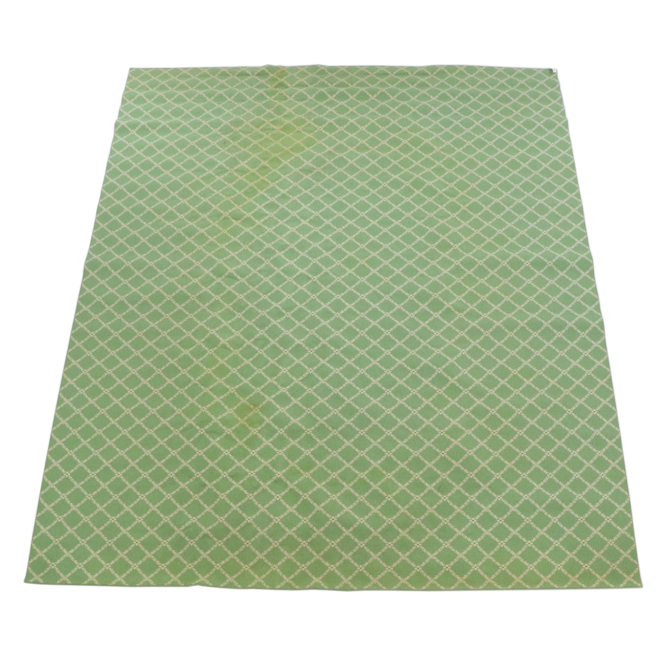 10'11 x 14'11 Machine Made Green Lattice Room-Sized Rug