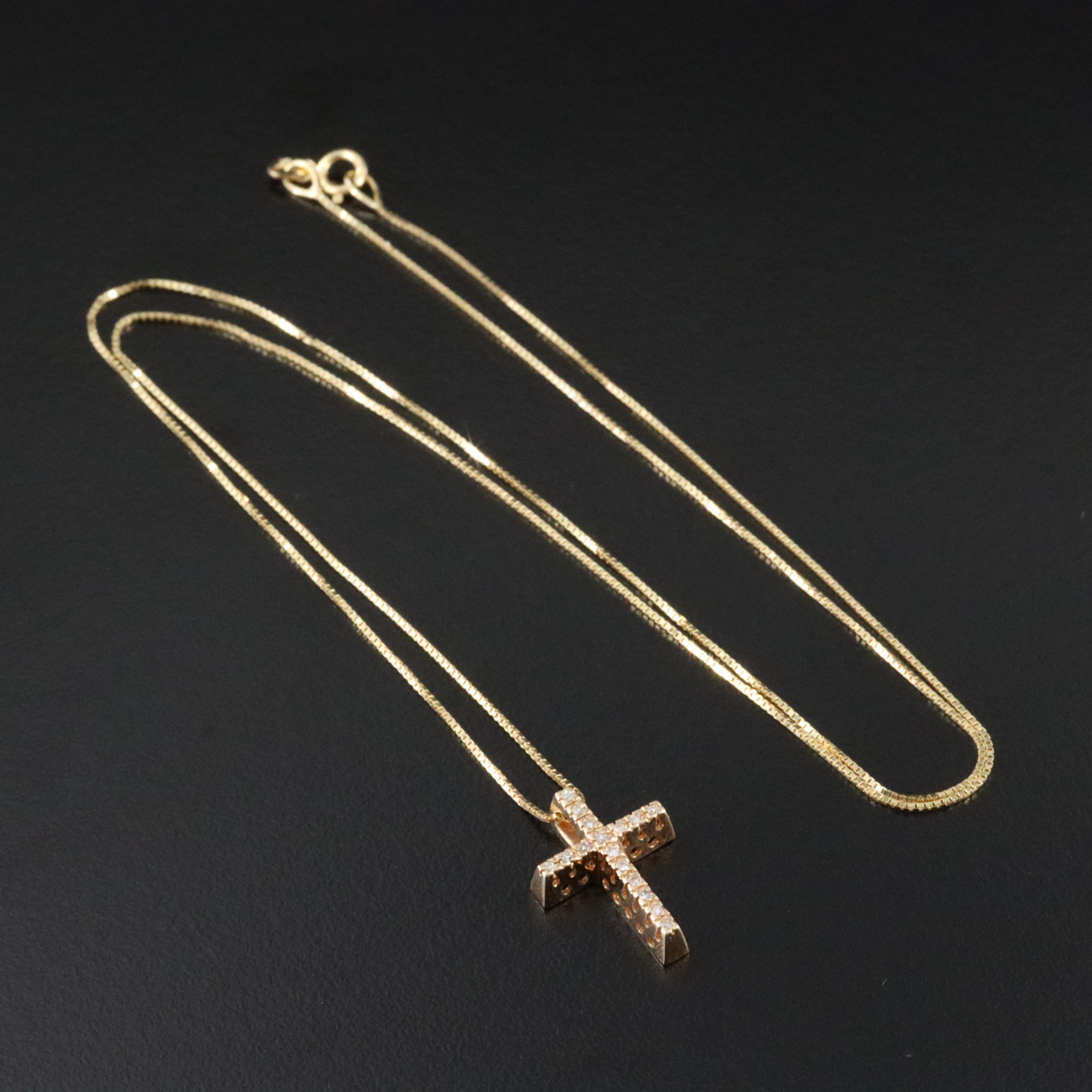 14K 0.06 CTW Diamond Cross Pendant Necklace