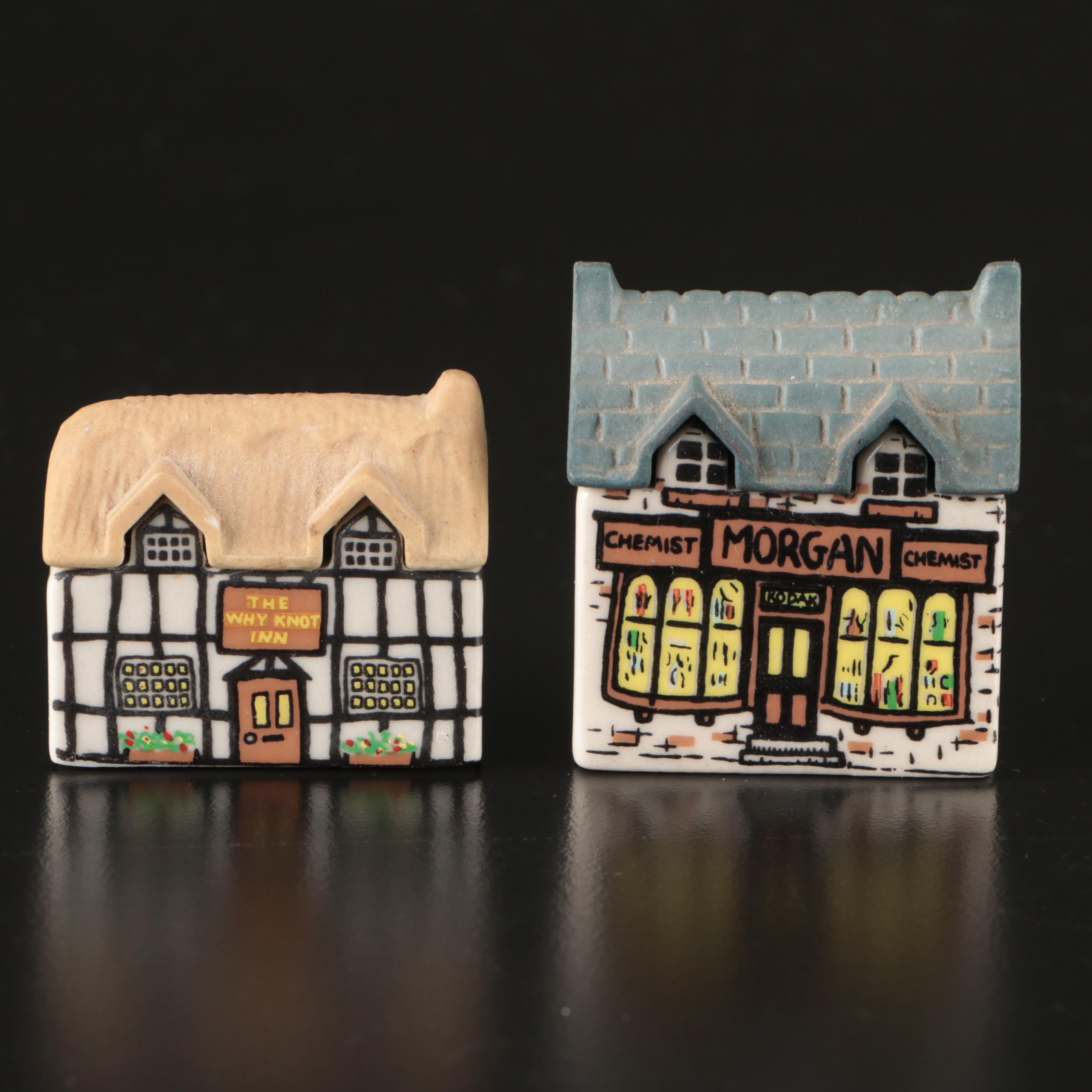 Aluminum and Other Christmas Tree Ornaments with More Décor