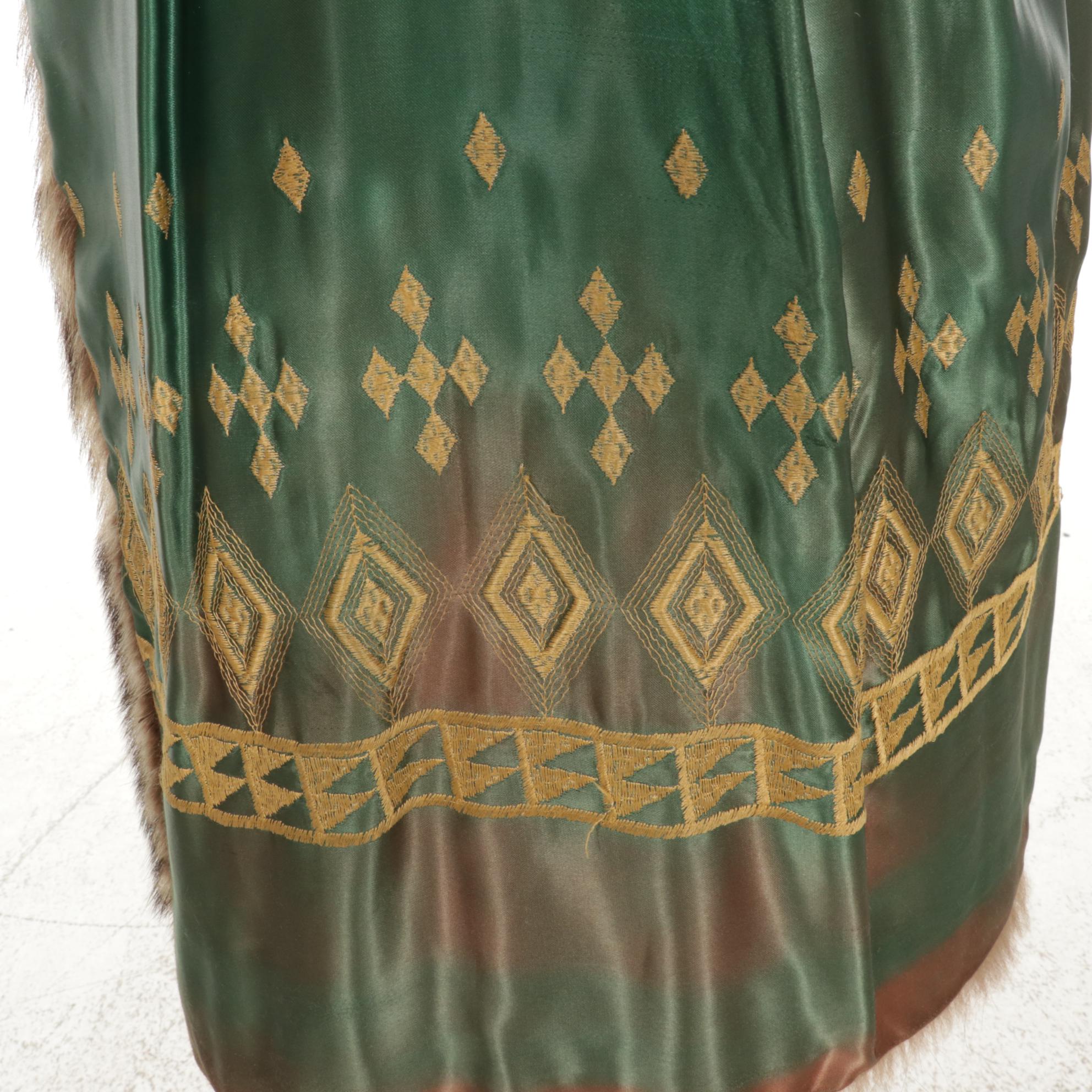 Raccoon Full Stroller with Embroidered Lining by Desjardins