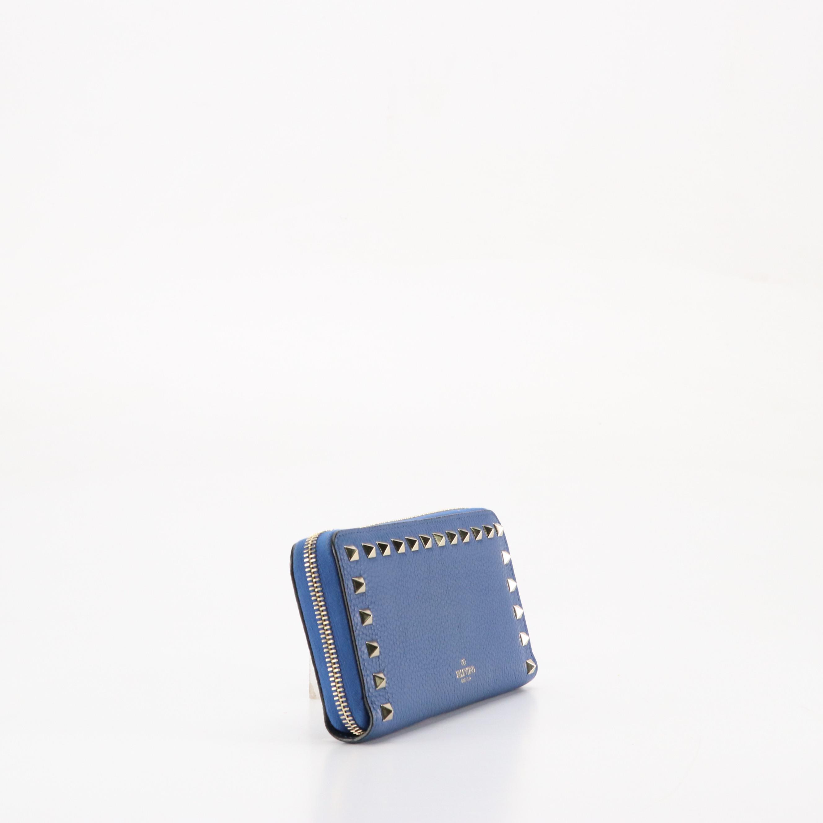 Valentino Garavani Rockstud Zip-Around Wallet in Blue Grained Leather
