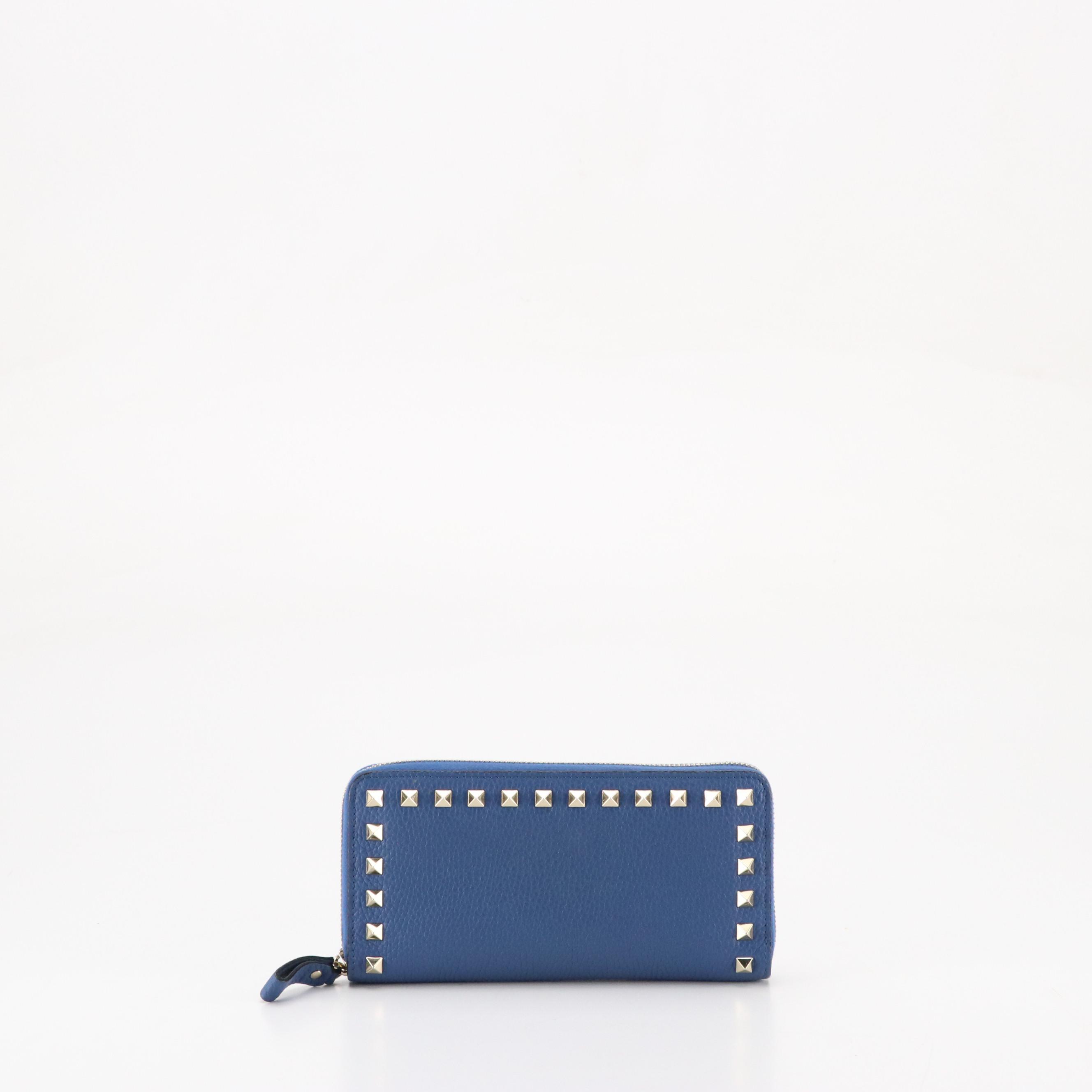 Valentino Garavani Rockstud Zip-Around Wallet in Blue Grained Leather