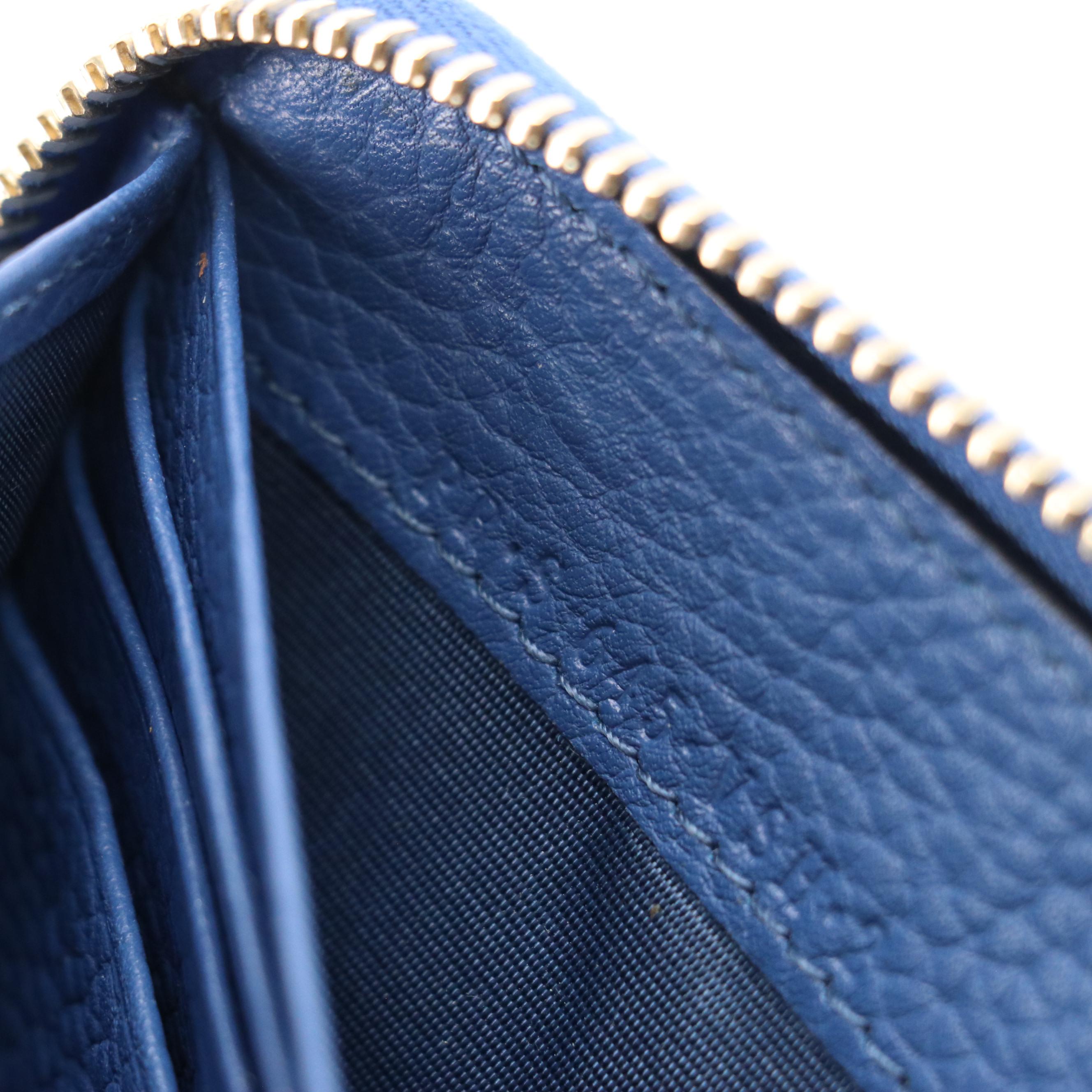 Valentino Garavani Rockstud Zip-Around Wallet in Blue Grained Leather