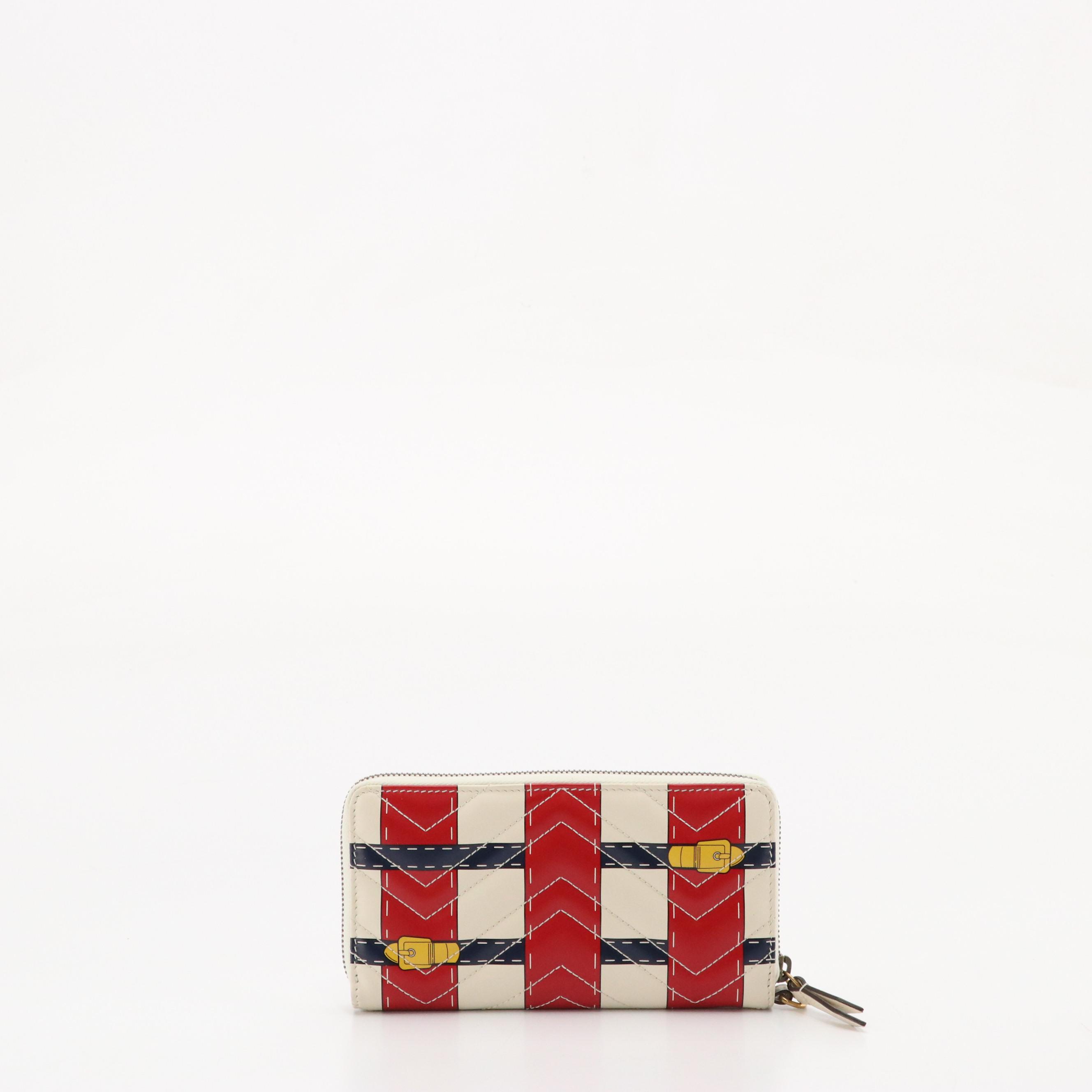 Gucci GG Marmont Trompe-l'œil Wristlet Wallet in Off-White Leather
