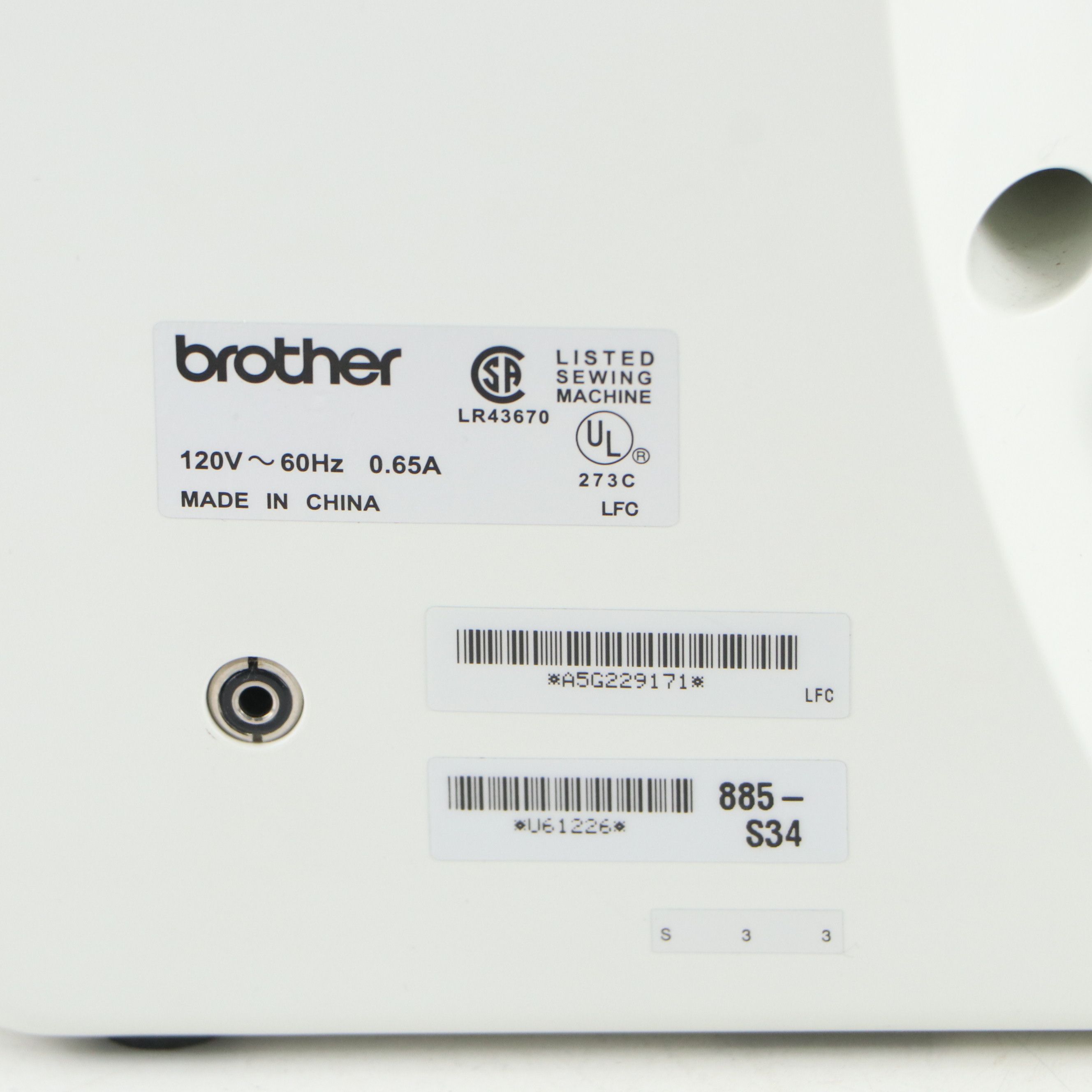 Brother ES-2000 Computer Electric Sewing Machine with Canvas Rolling Case