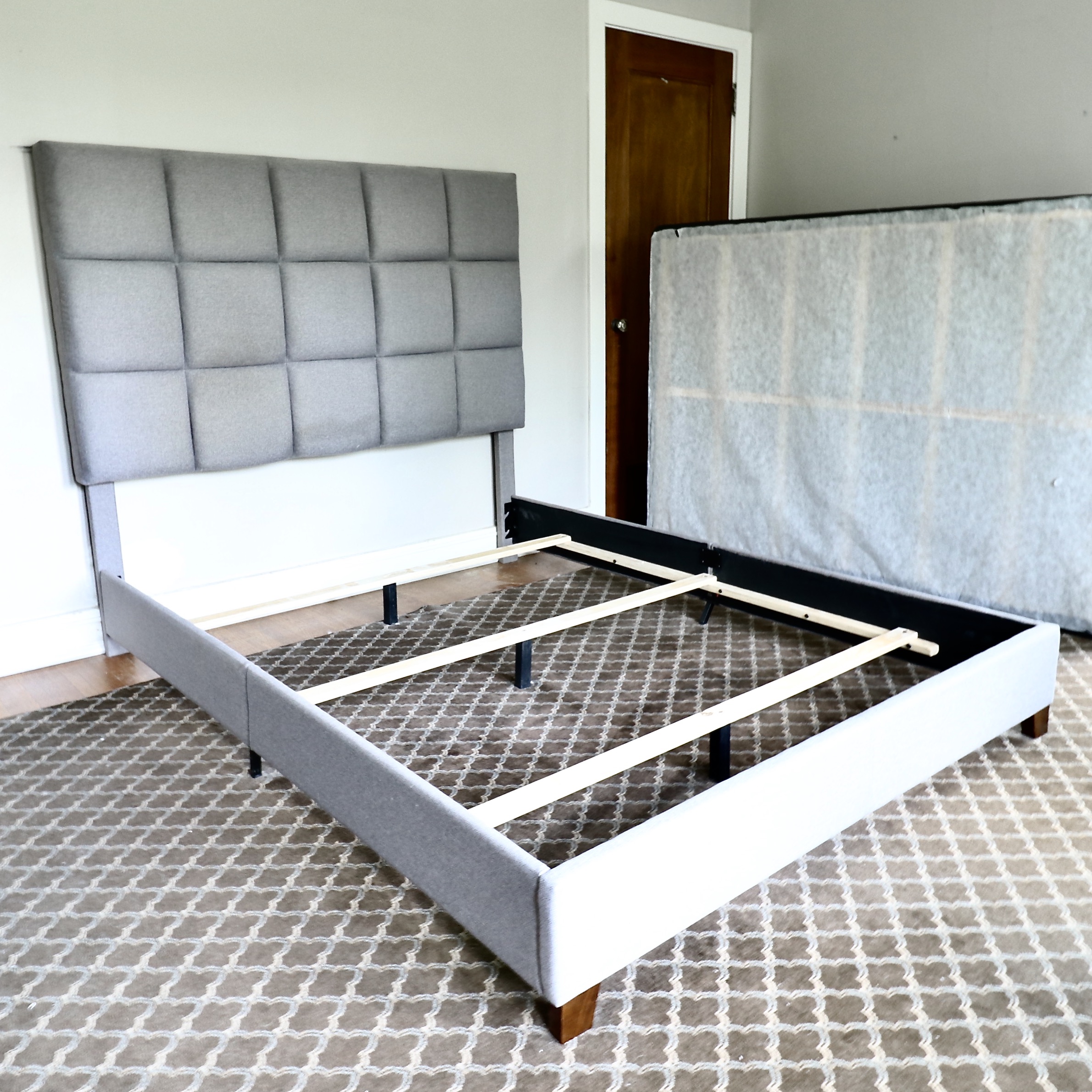 Signature Design by Ashley Furniture Upholstered Queen Size Bed Frame