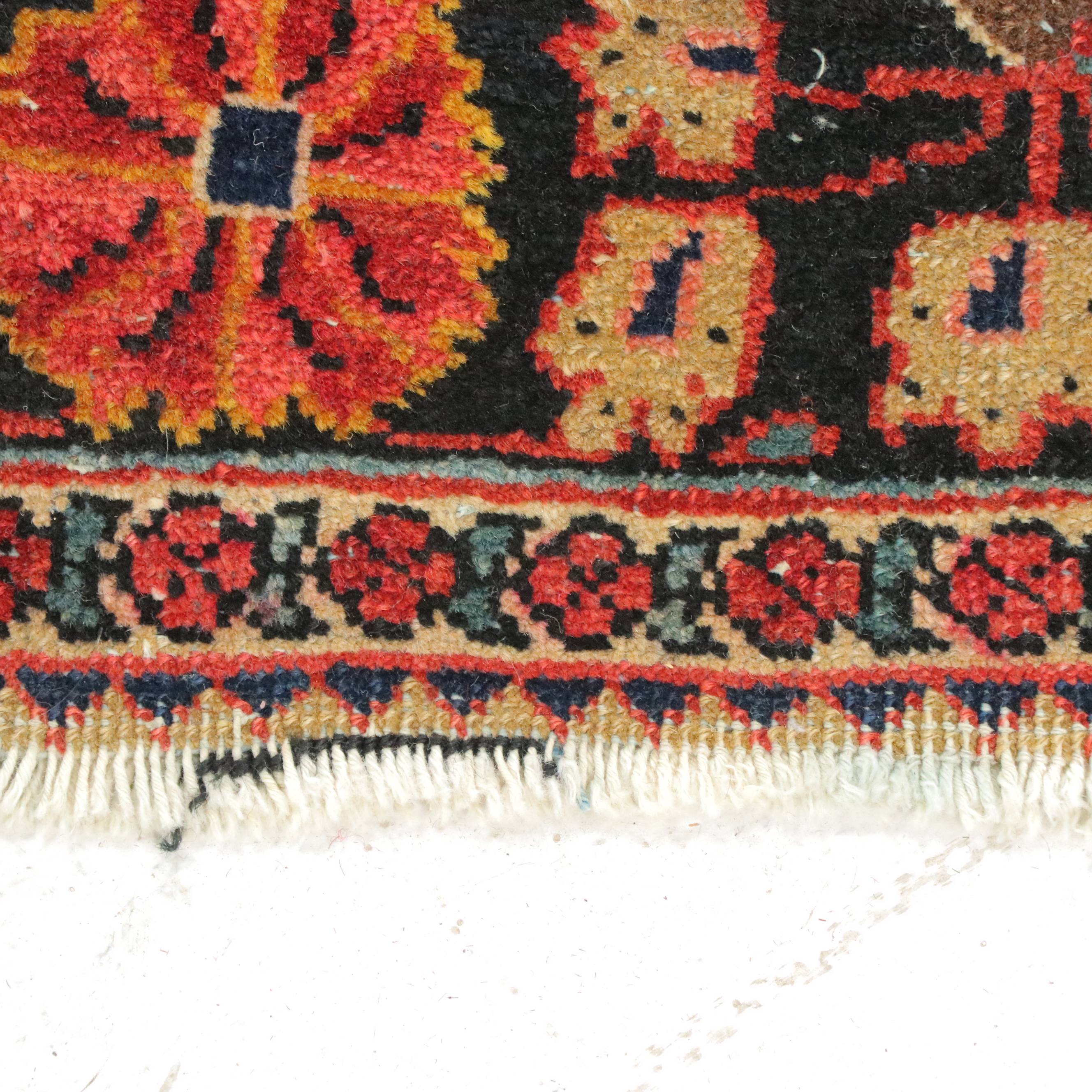 3'7 x 4'8 Hand-Knotted Persian Sarouk Area Rug