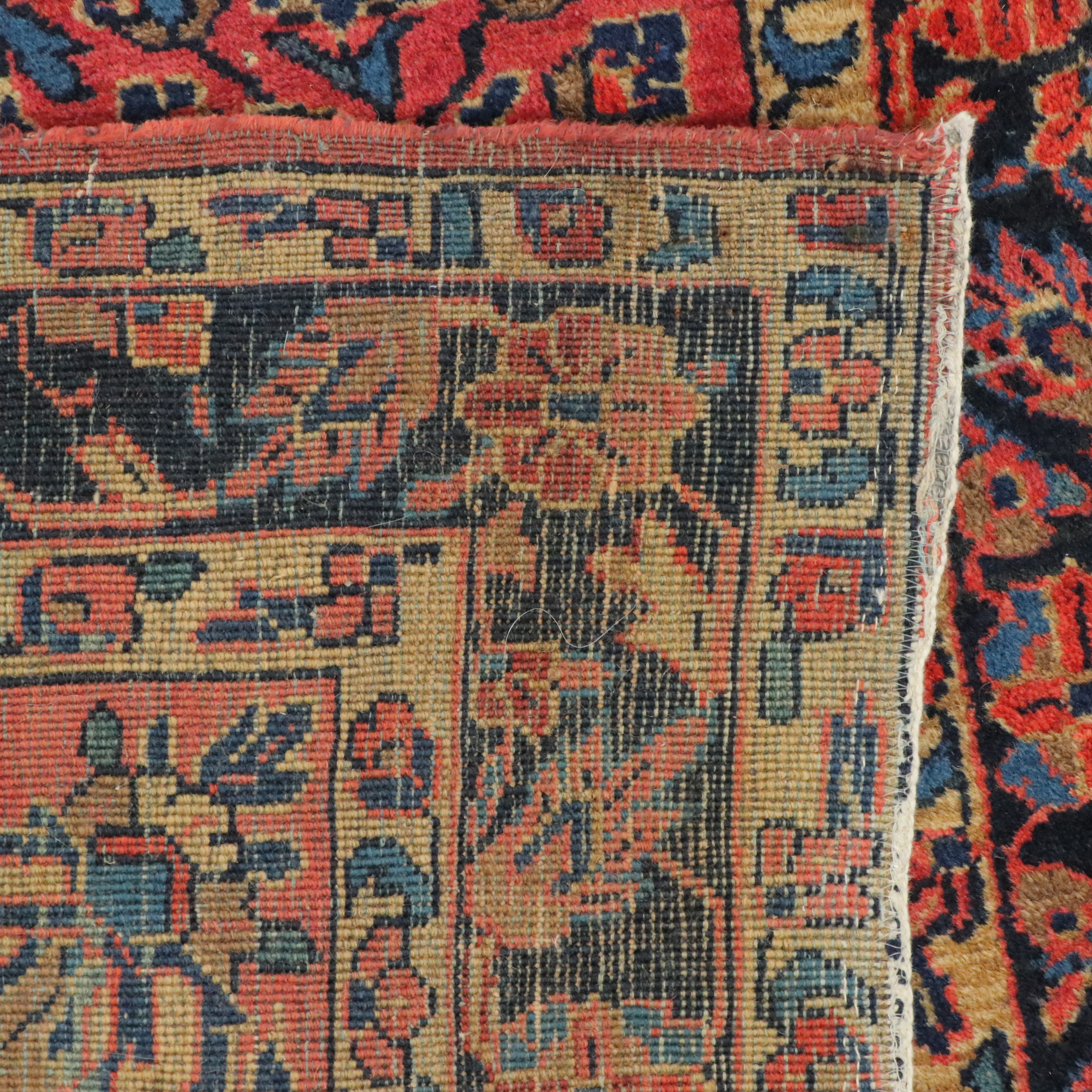 2'8 x 4'9 Hand-Knotted Persian Sarouk Accent Rug