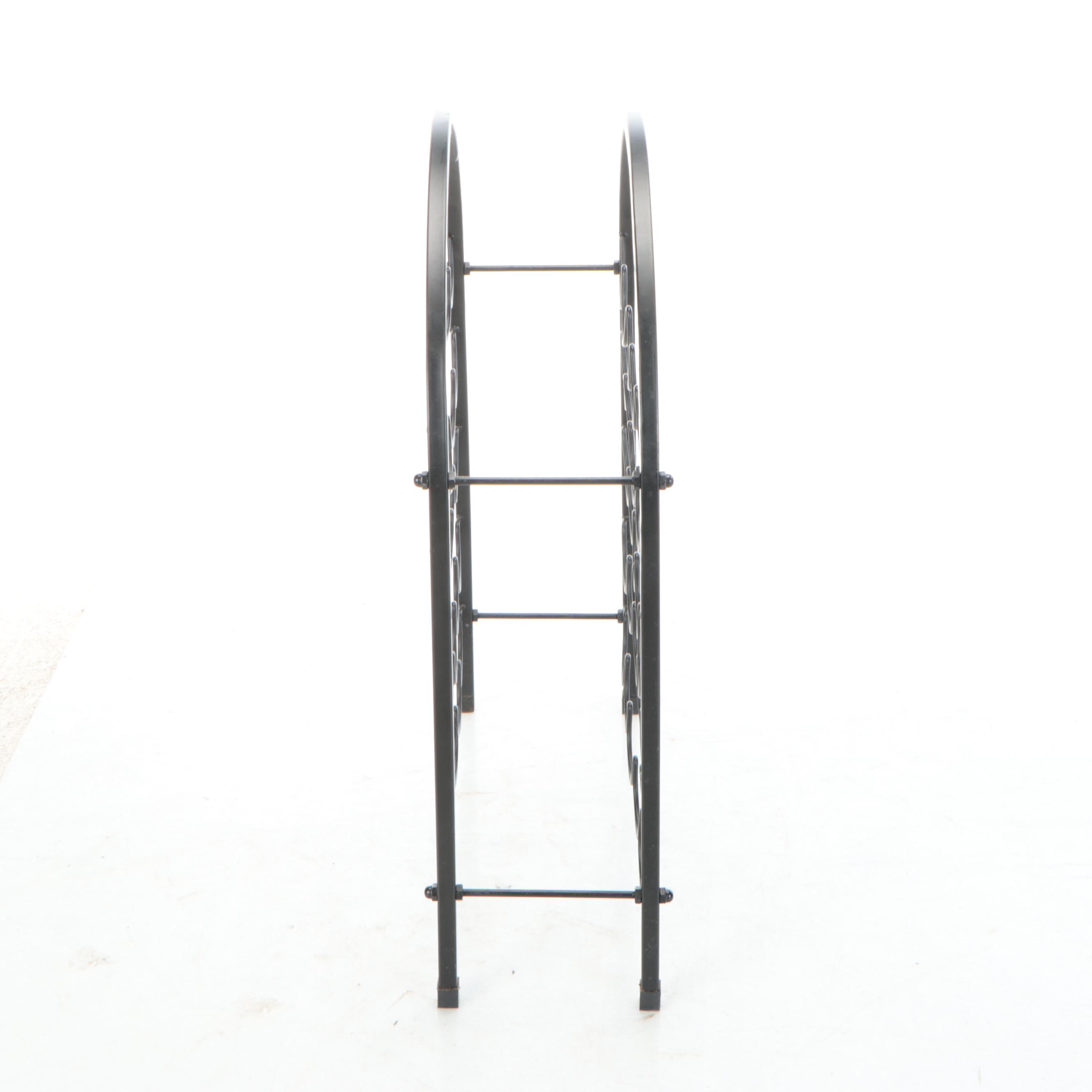 Black Metal Wine Bottle Holder