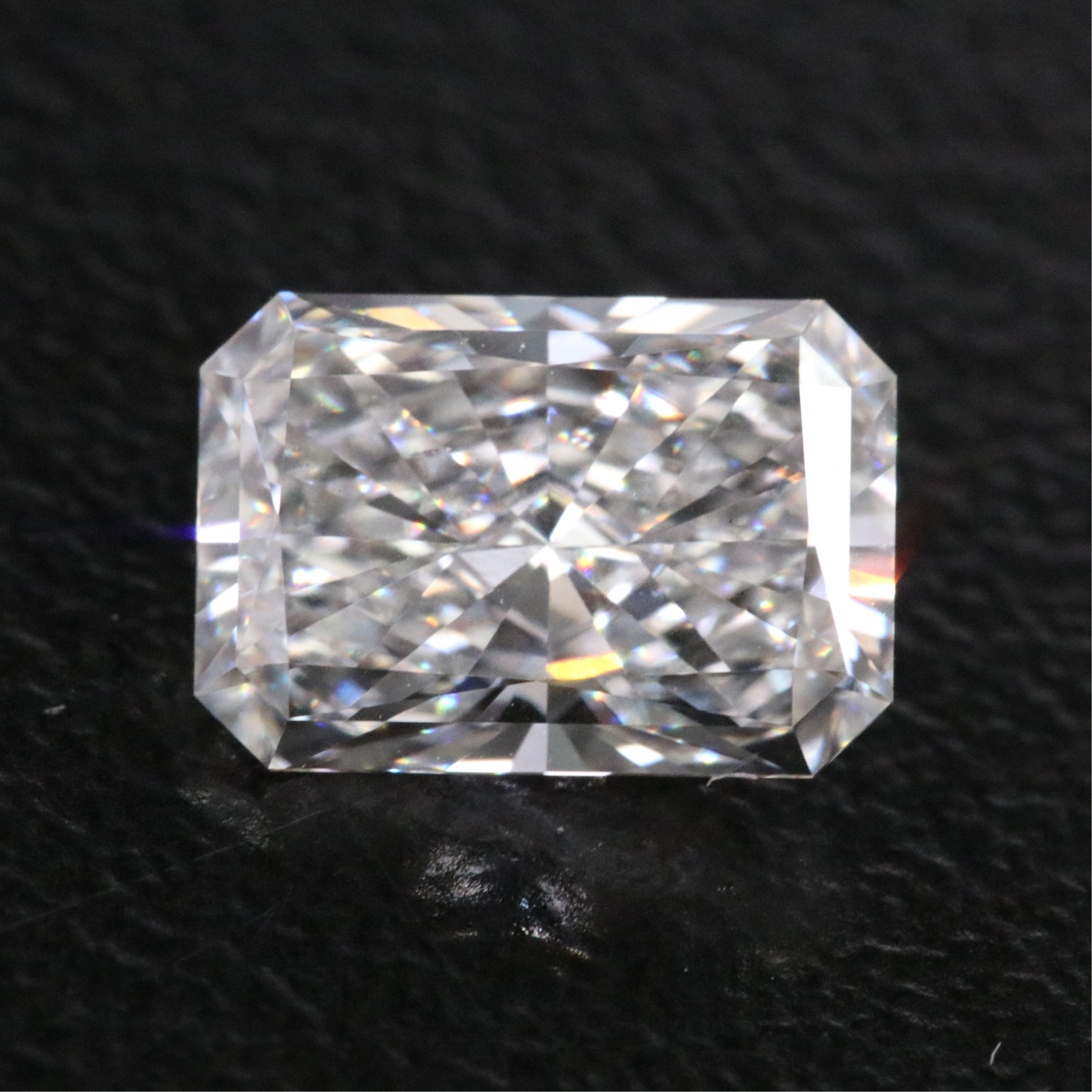 Loose 1.31 CT Lab Grown Diamond with IGI Report