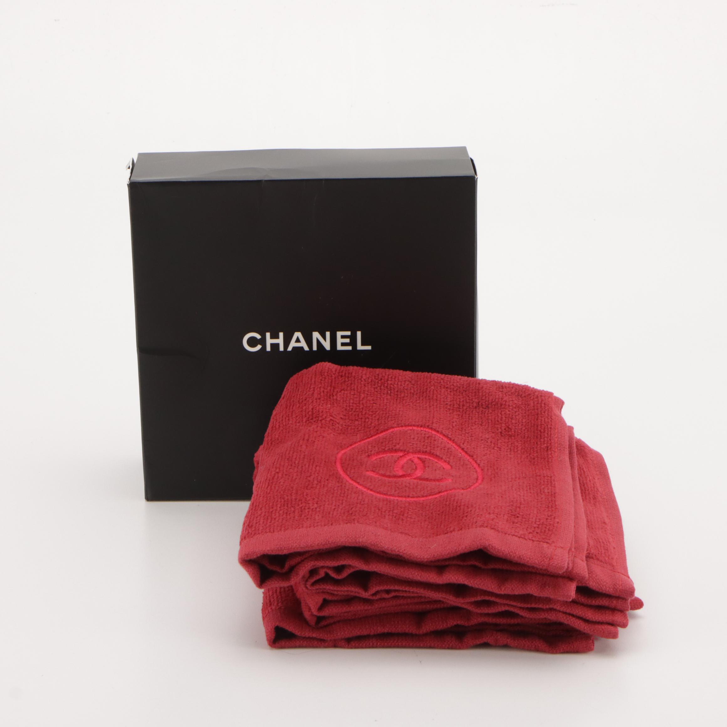 Chanel Beauté Hand Towel Set in Red Cotton, With Box