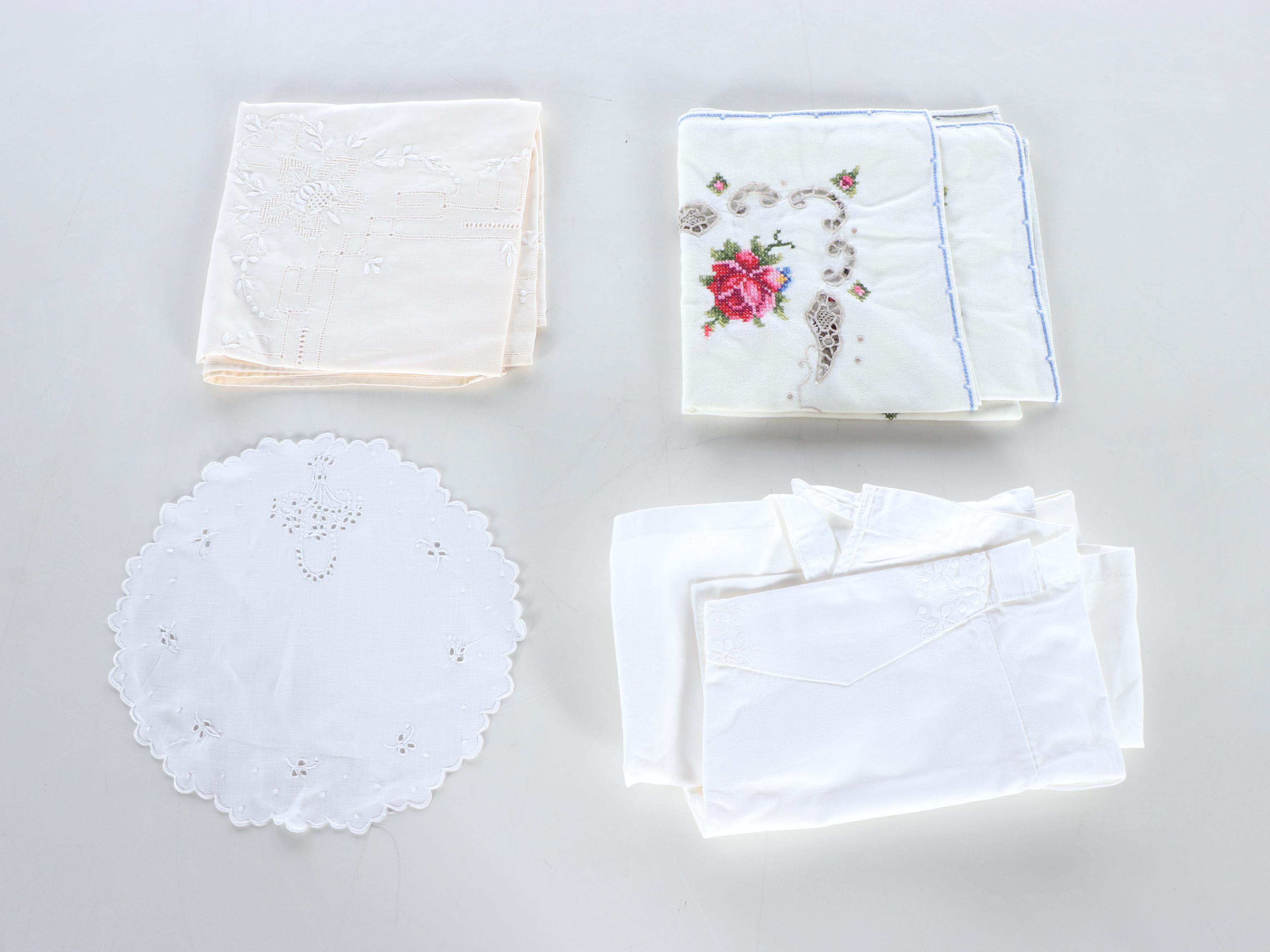 Edwardian Style Cutwork Tablecloth with Other Table Linens, 20th Century