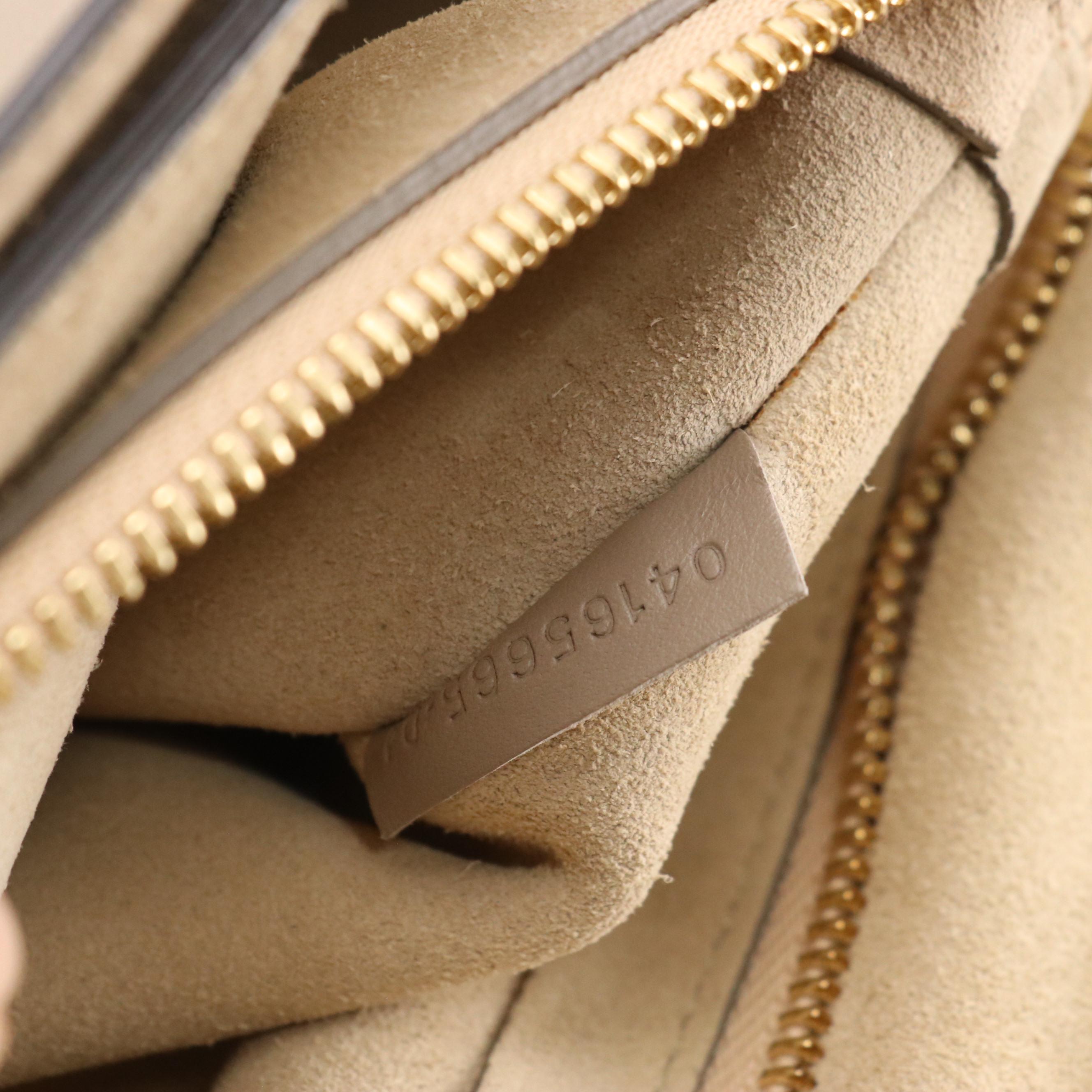 Chloé Medium Faye Crossbody Bag in Grey Taupe Leather and Suede