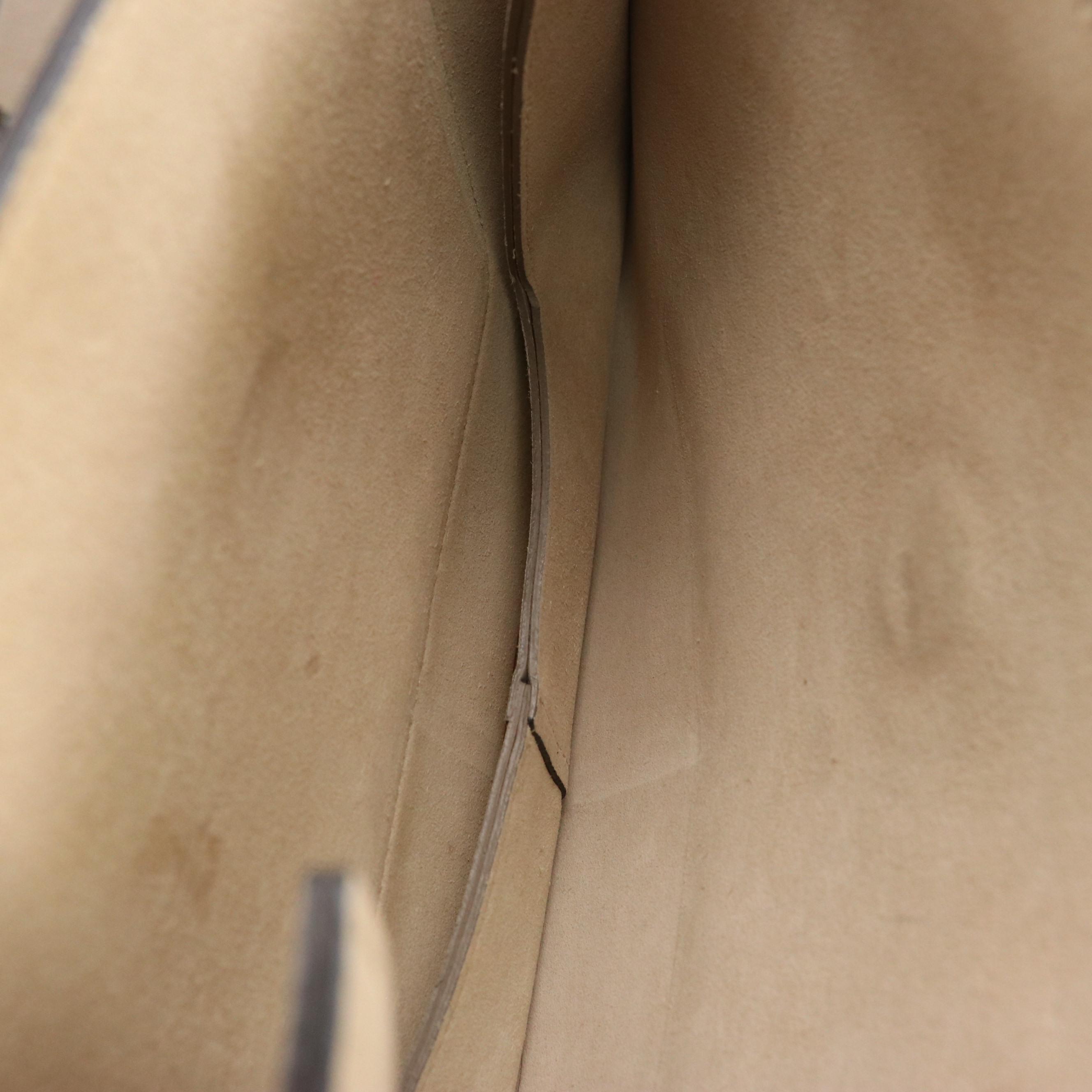 Chloé Medium Faye Crossbody Bag in Grey Taupe Leather and Suede