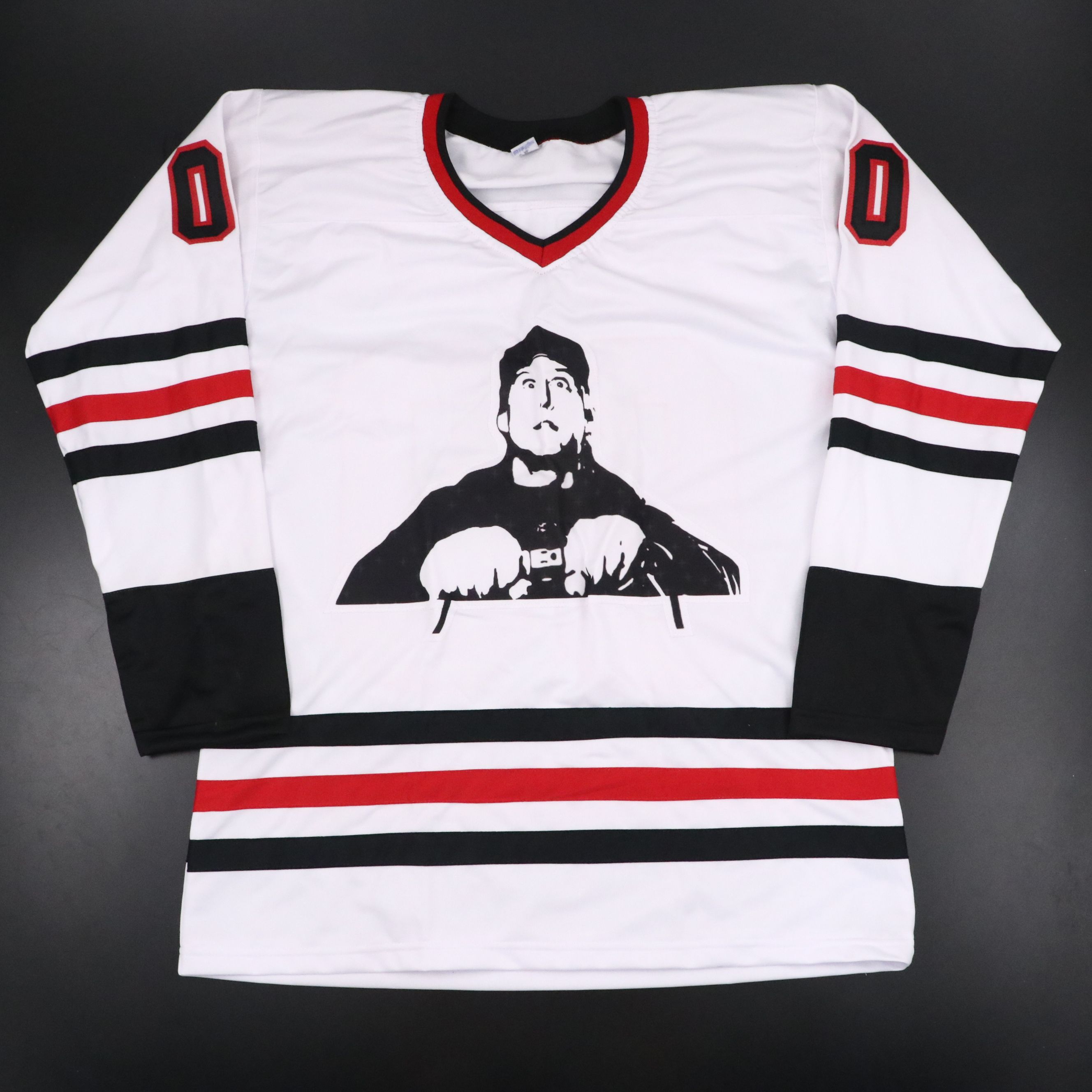 Chevy Chase Signed "Christmas Vacation: Clark Griswold" Hockey Jersey, Beckett
