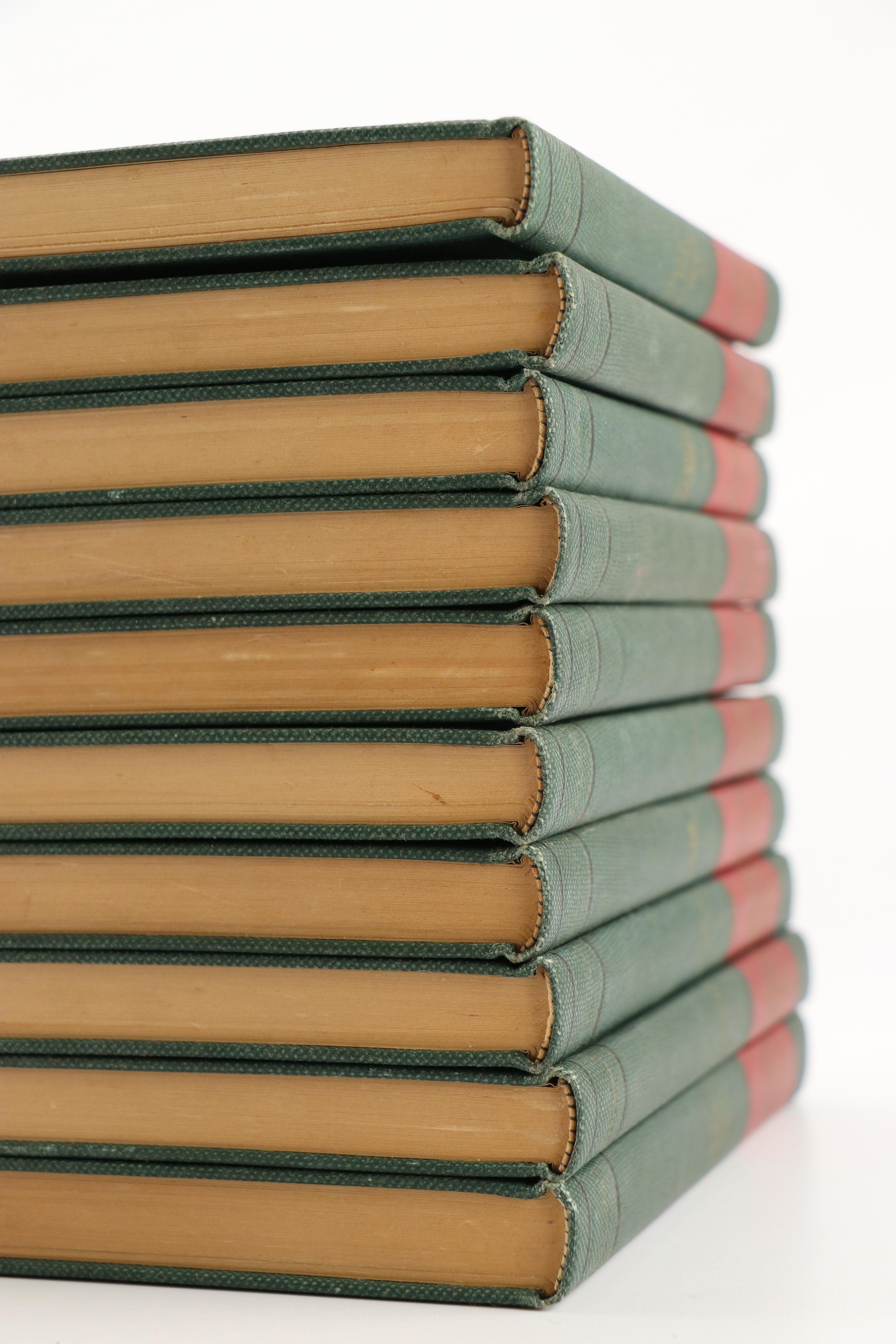 "The Manuals of Business Management" Ten-Volume Set and More Books and Magazines