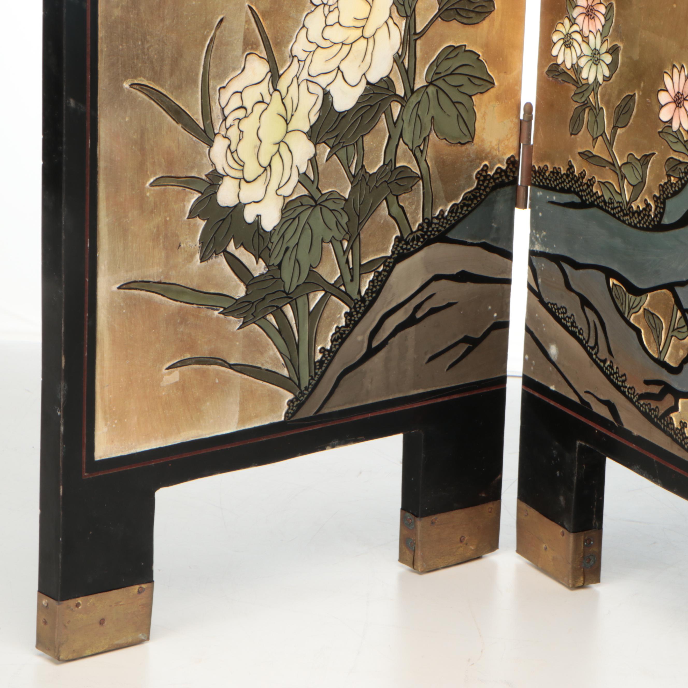 Chinese Relief Carved Gilt and Lacquered Wood Four-Panel Room Divider